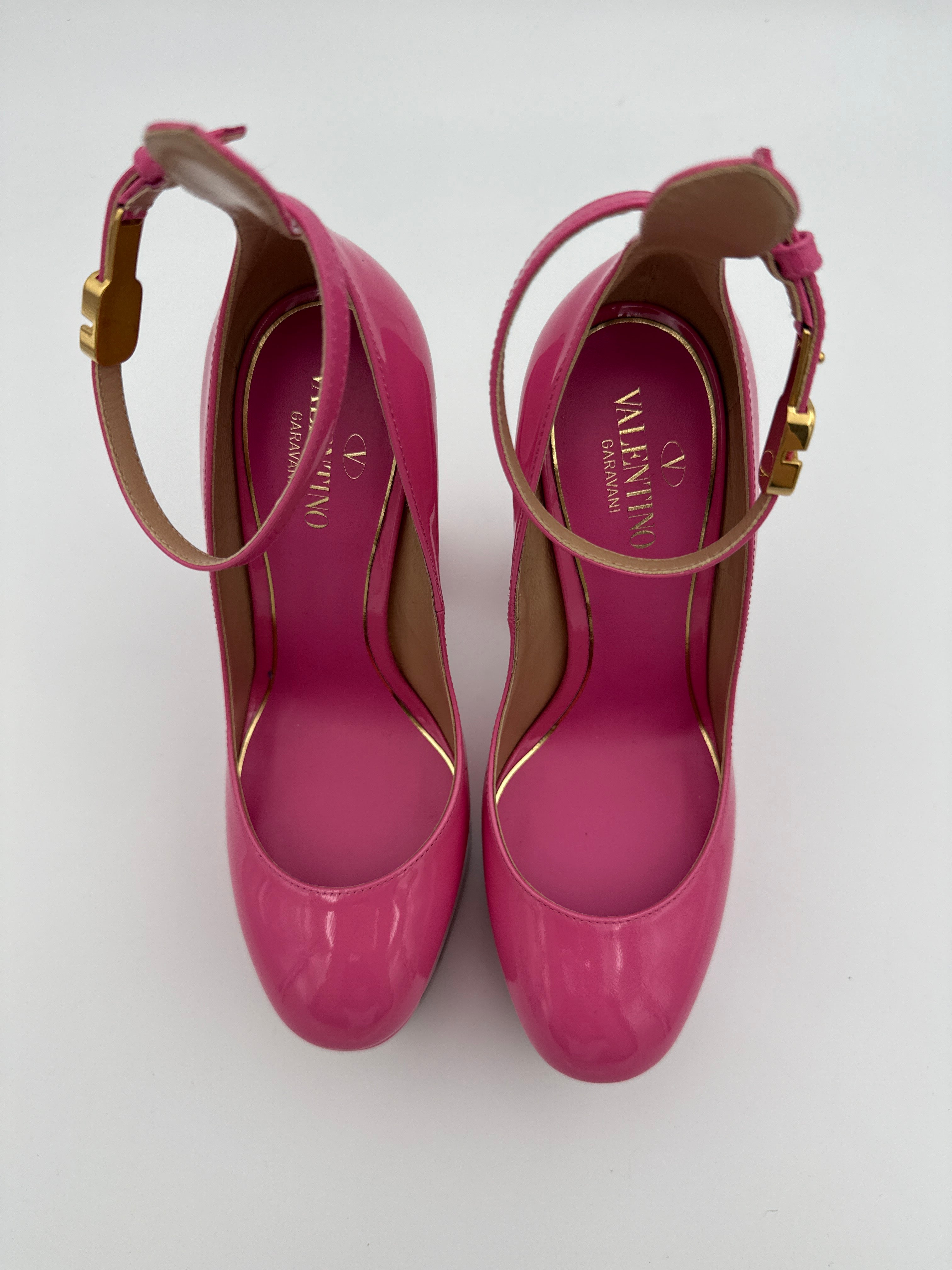 Valentino Tan-go Pink Patent Heel New Size 36.