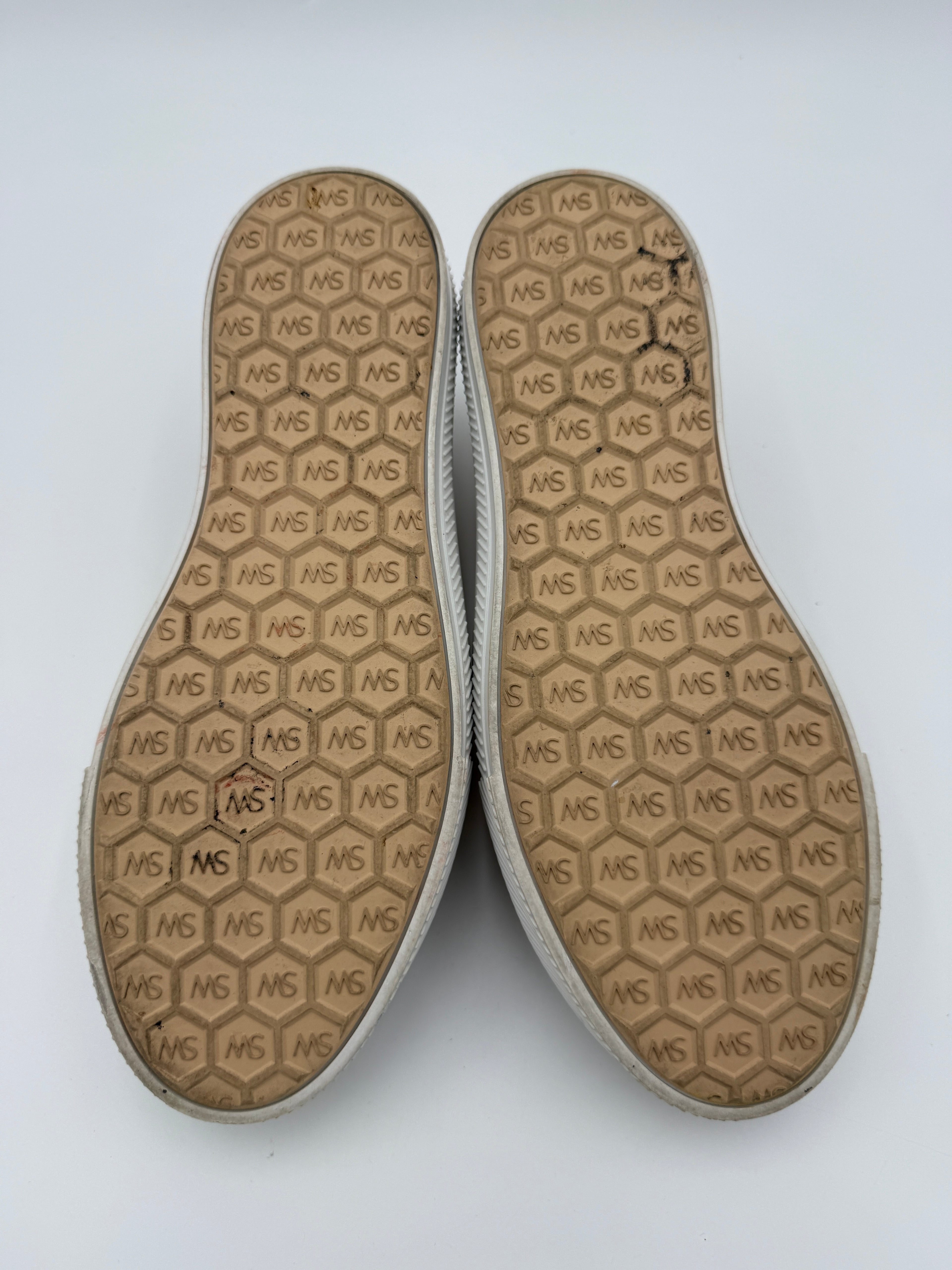Stuart Weitzman Raffia Sneaker Size 7
