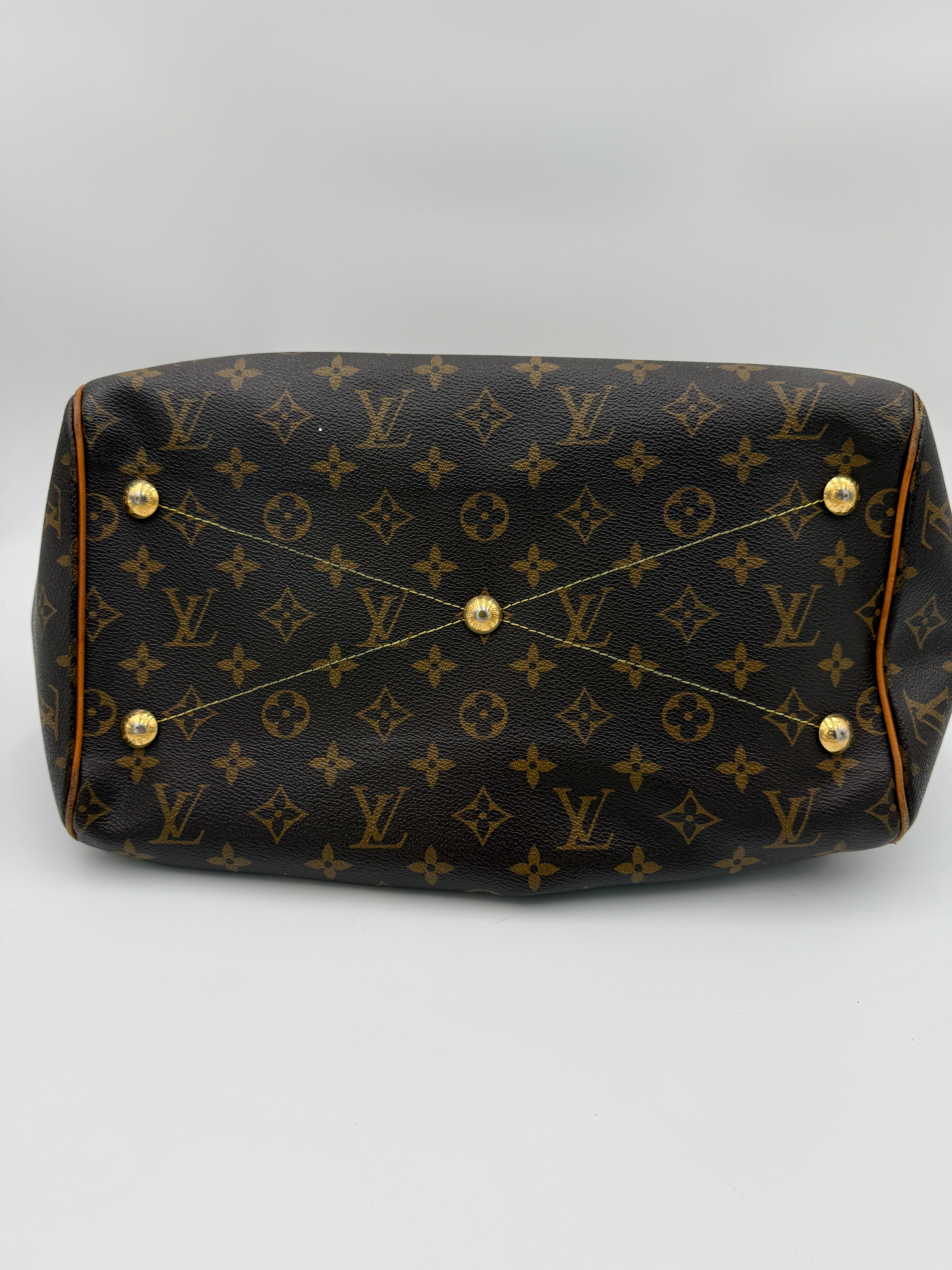 LV Tivoli Gm bag