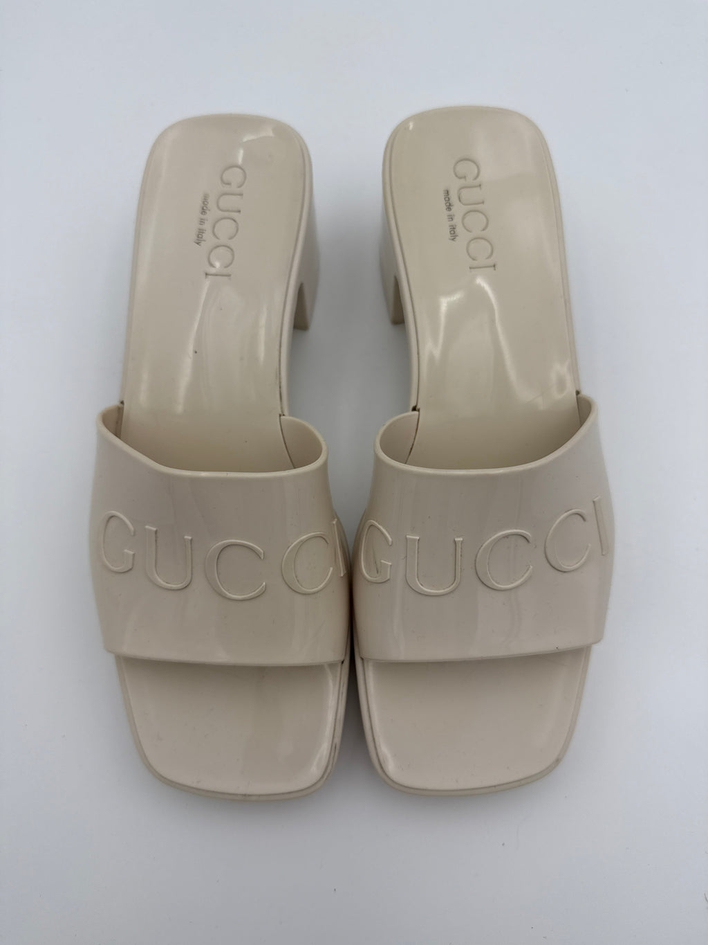 Gucci Off White Rubber Slide Sandals size 35
