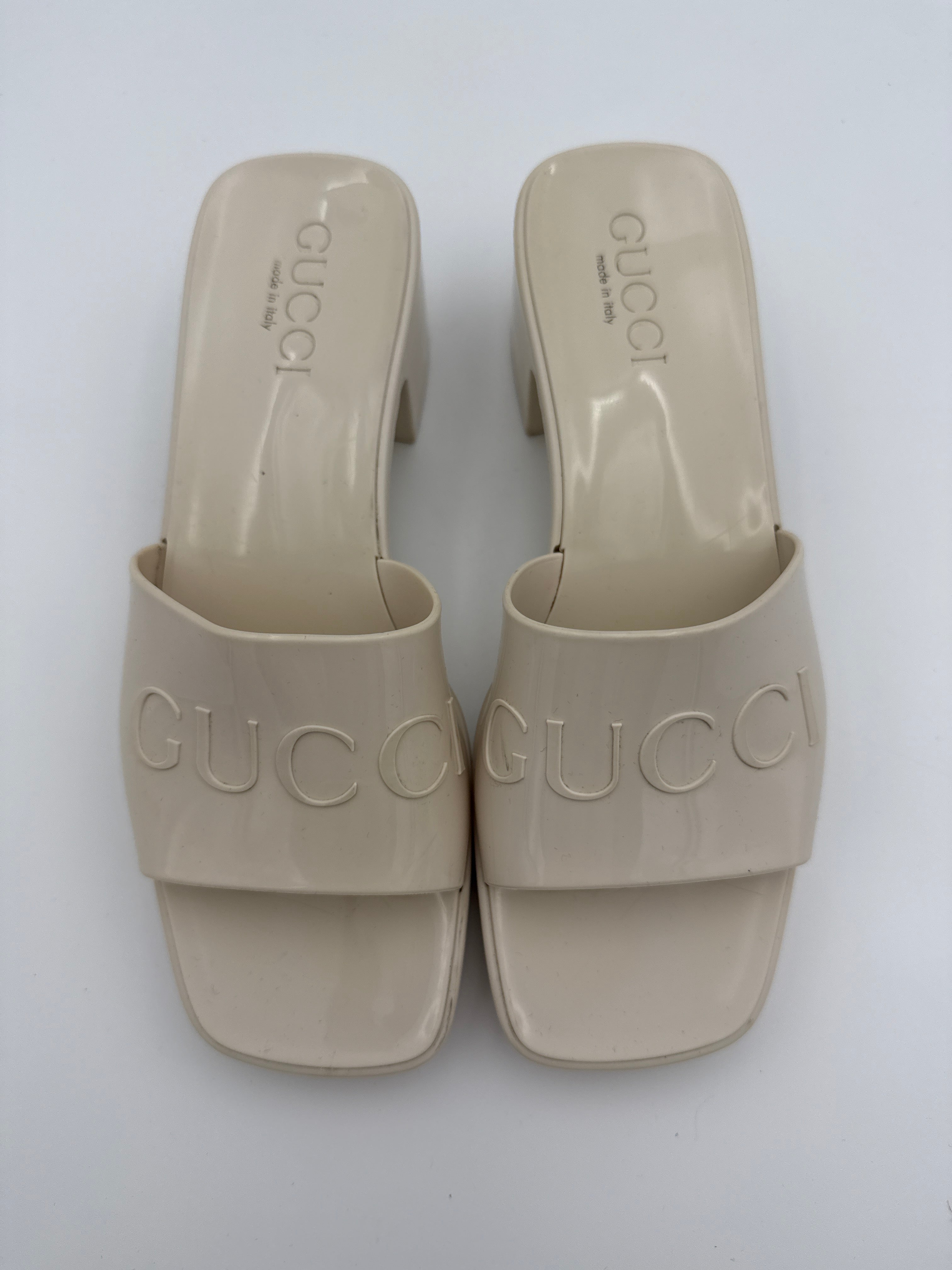 Gucci Off White Rubber Slide Sandals size 35
