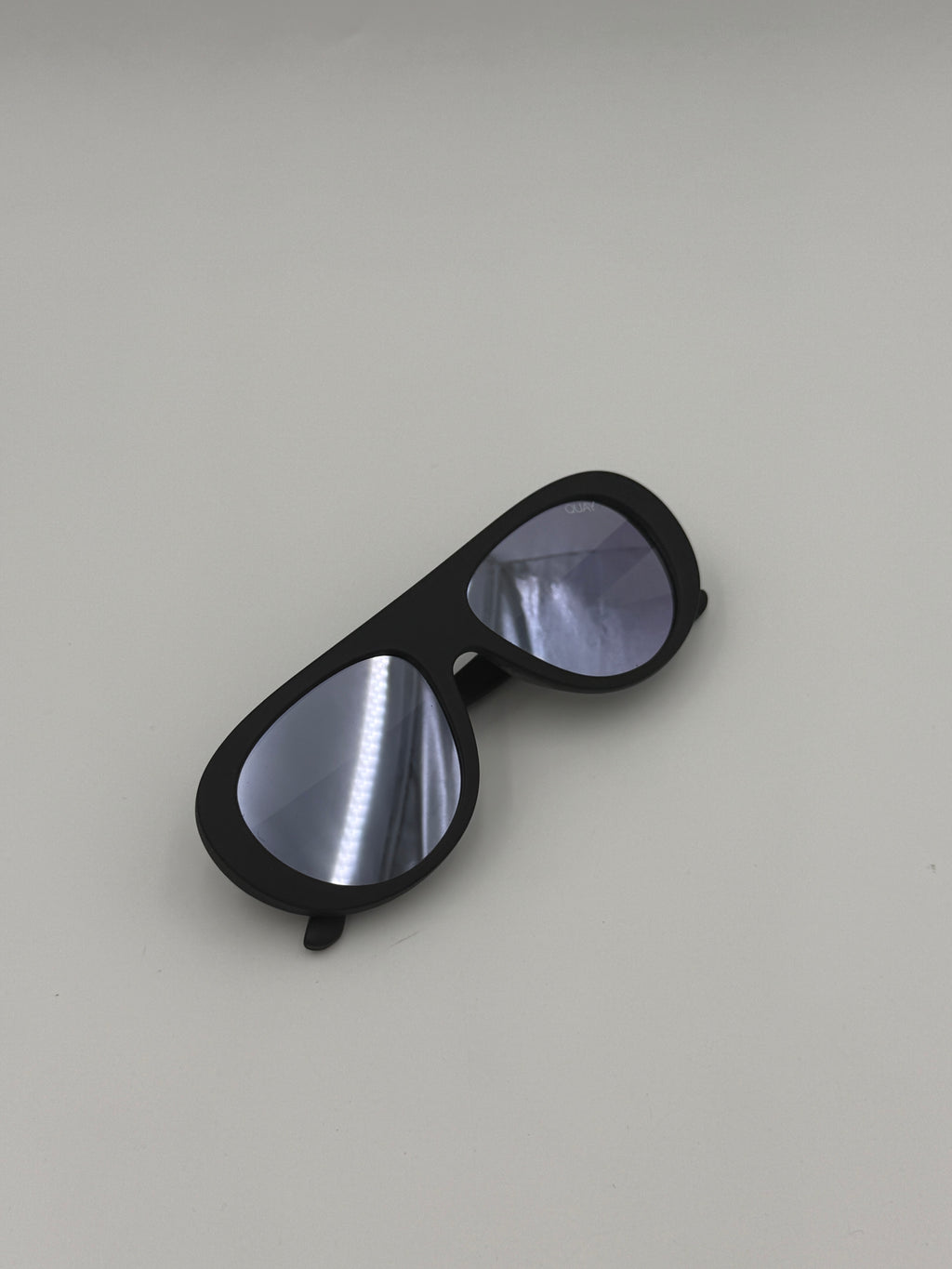 Quay Bold Move Mirroed Sunglasses