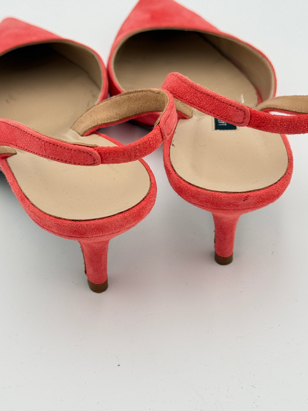 Lafayette 148 Coral Suede Pump Size 40