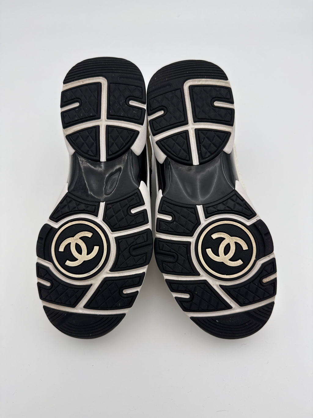 Chanel White Mesh and Suede Sneaker size 36