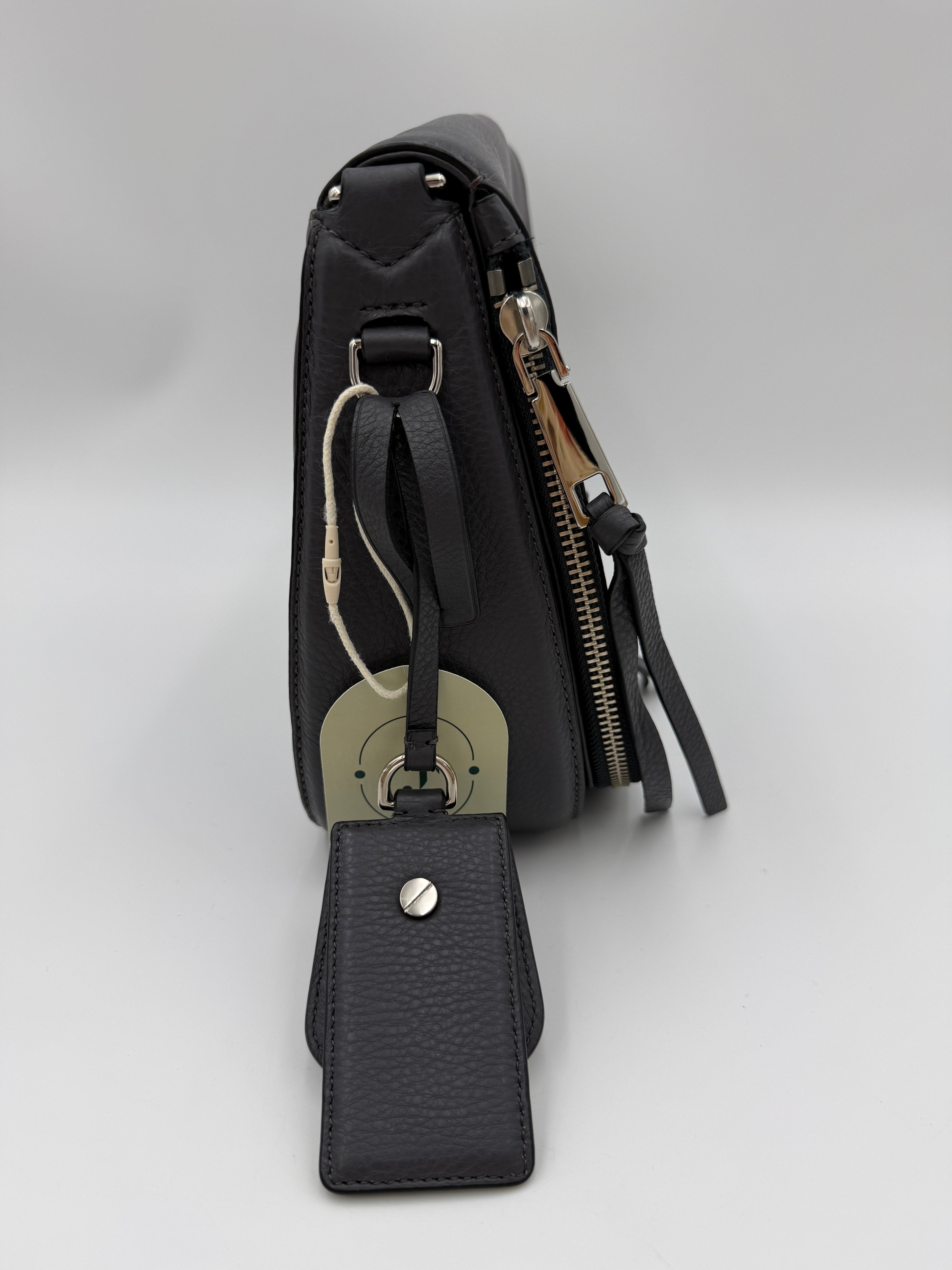Marc Jacobs Saddle Gray bag with dust