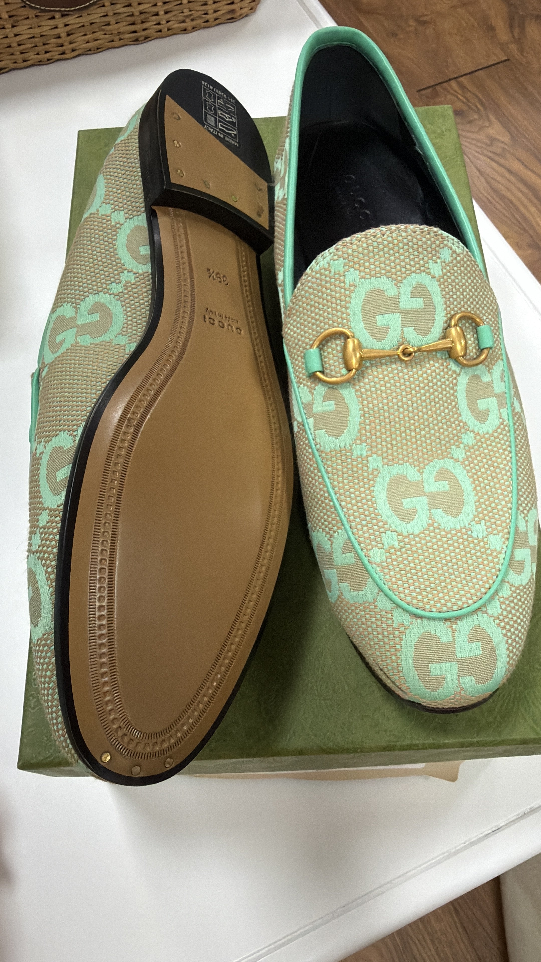 Gucci Green cc Loafers size 39 NWB