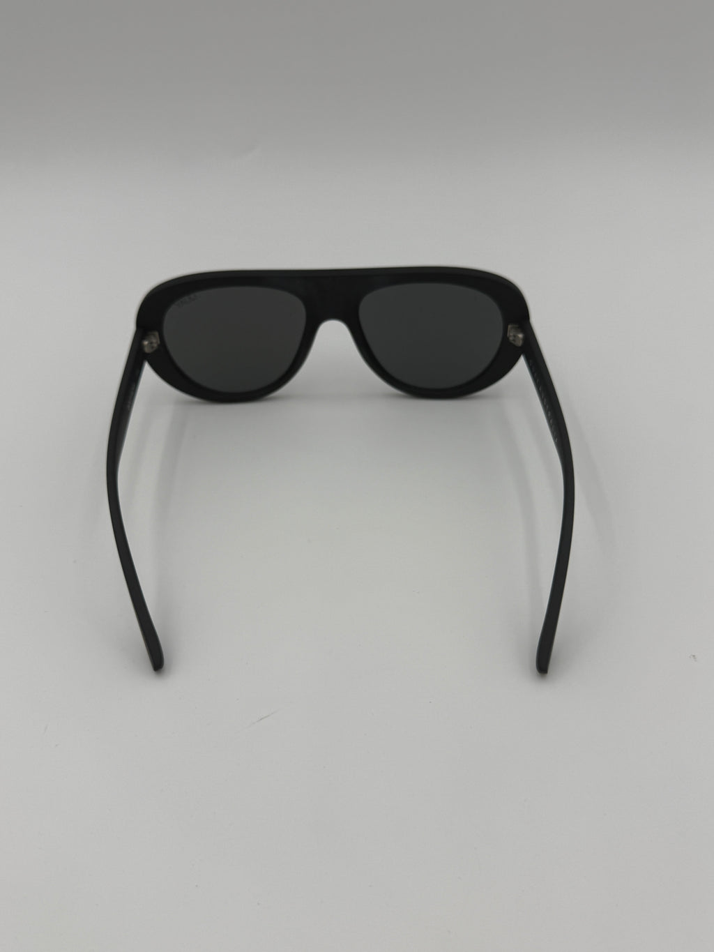 Quay Bold Move Mirroed Sunglasses