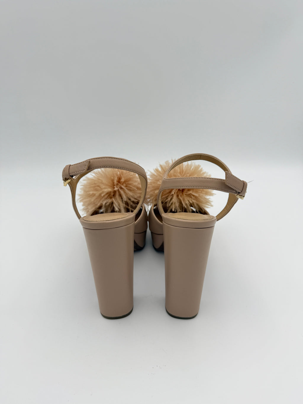 MK Pompom Sandal Size 7