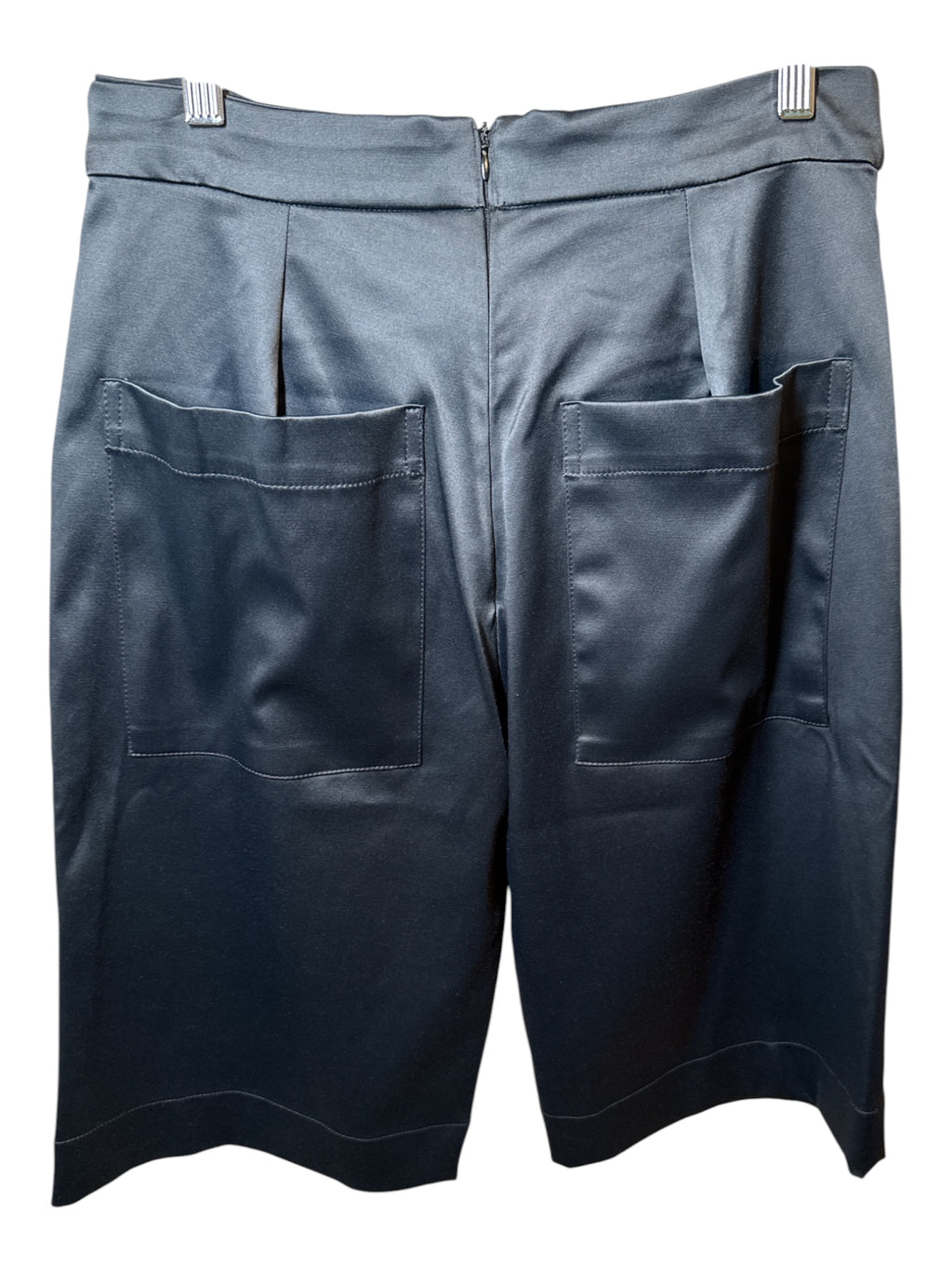 ANNE FERNANDES BLACK SATIN BERMUDAS M