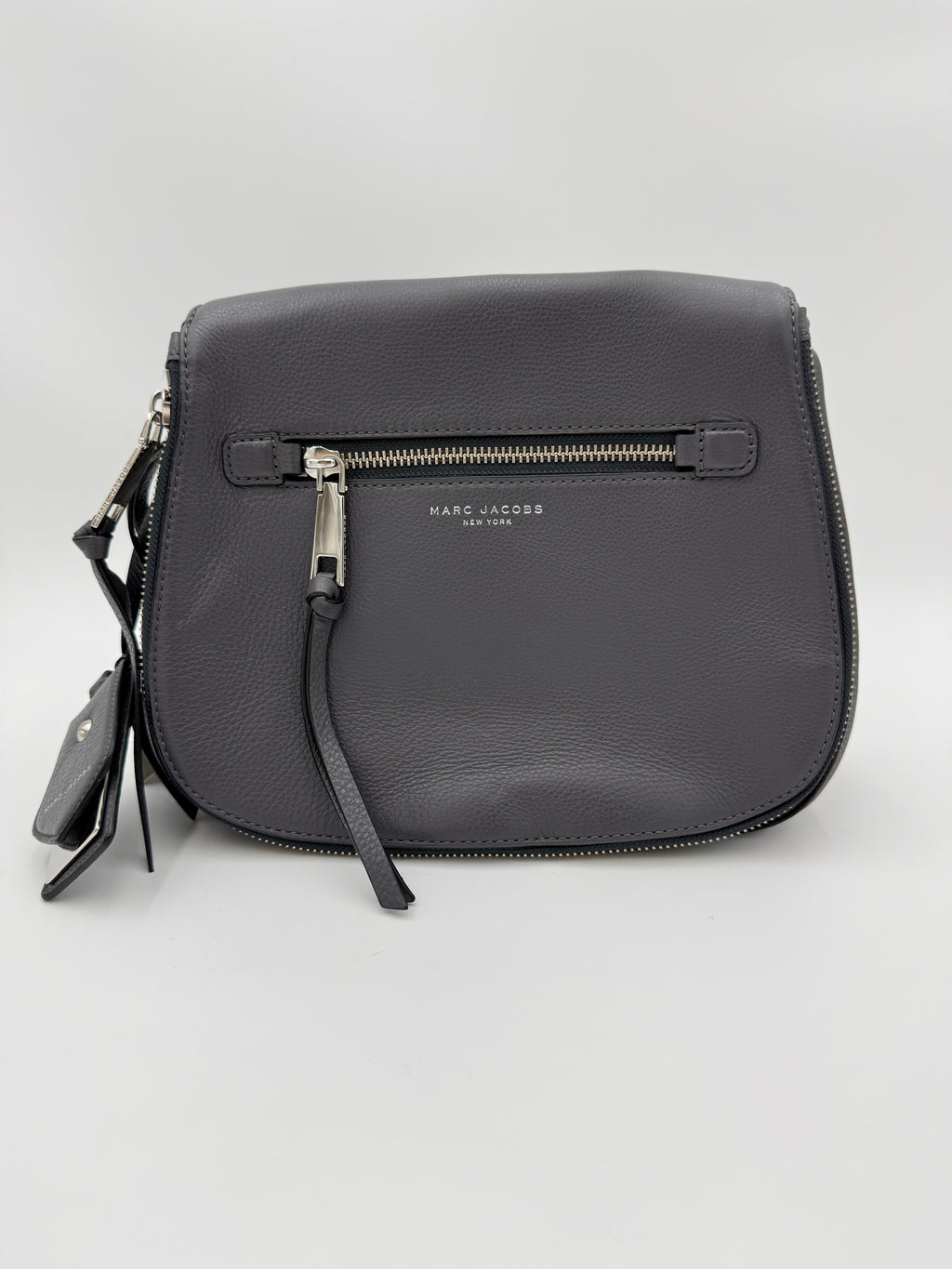 Marc Jacobs Saddle Gray bag with dust
