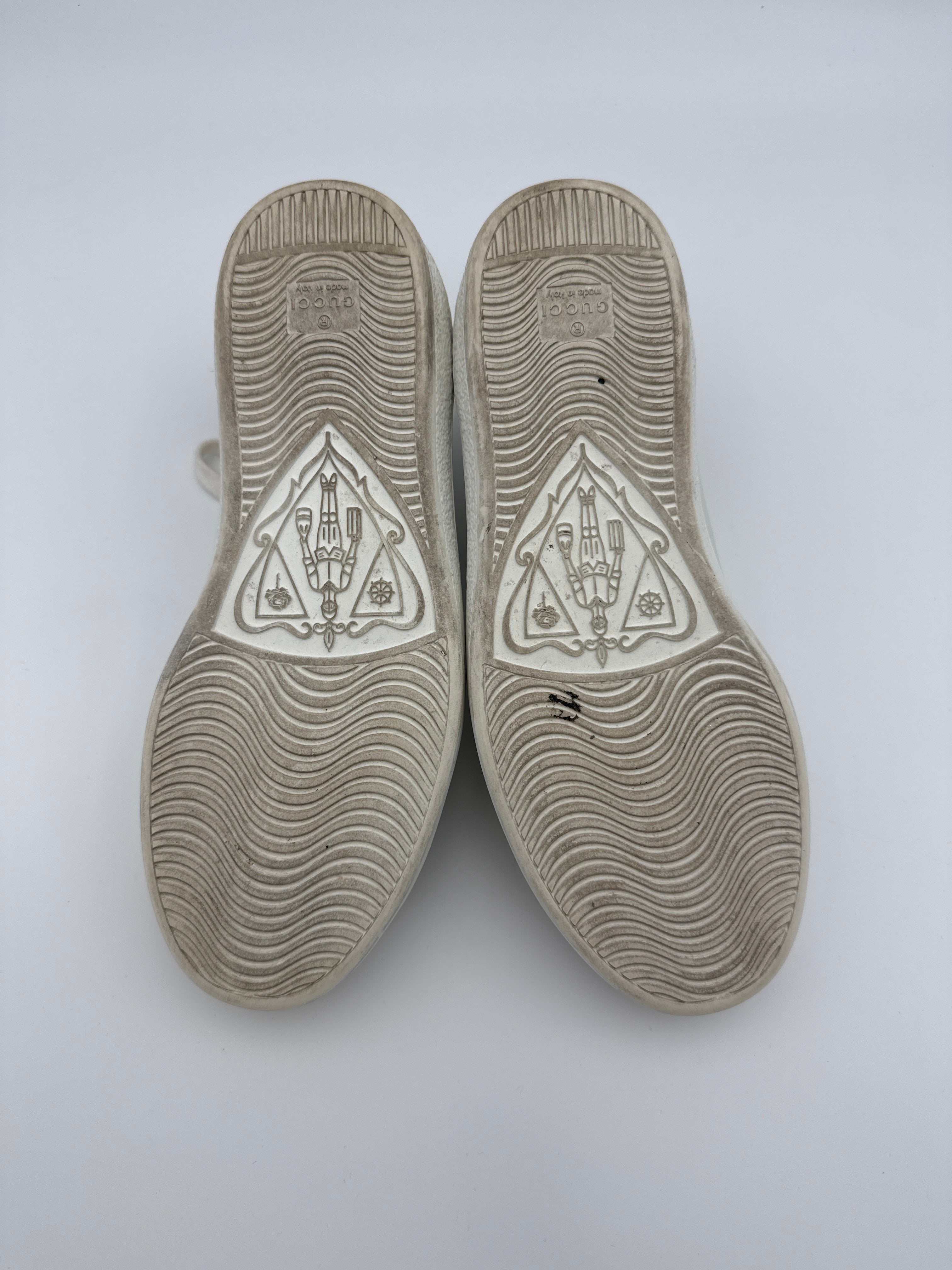 Gucci GG white leather sneakers Size 4y / 8 US