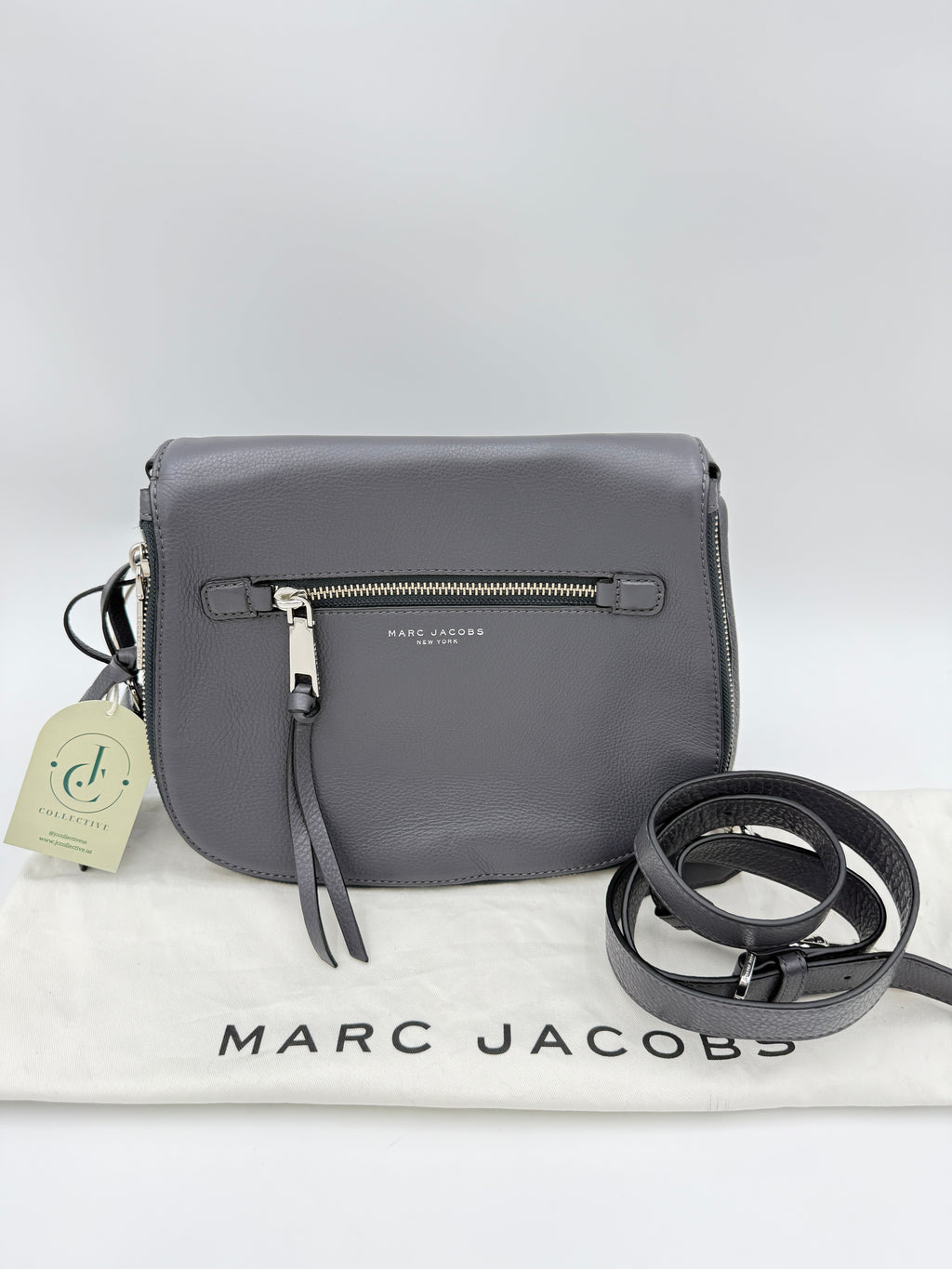 Marc Jacobs Saddle Gray bag with dust