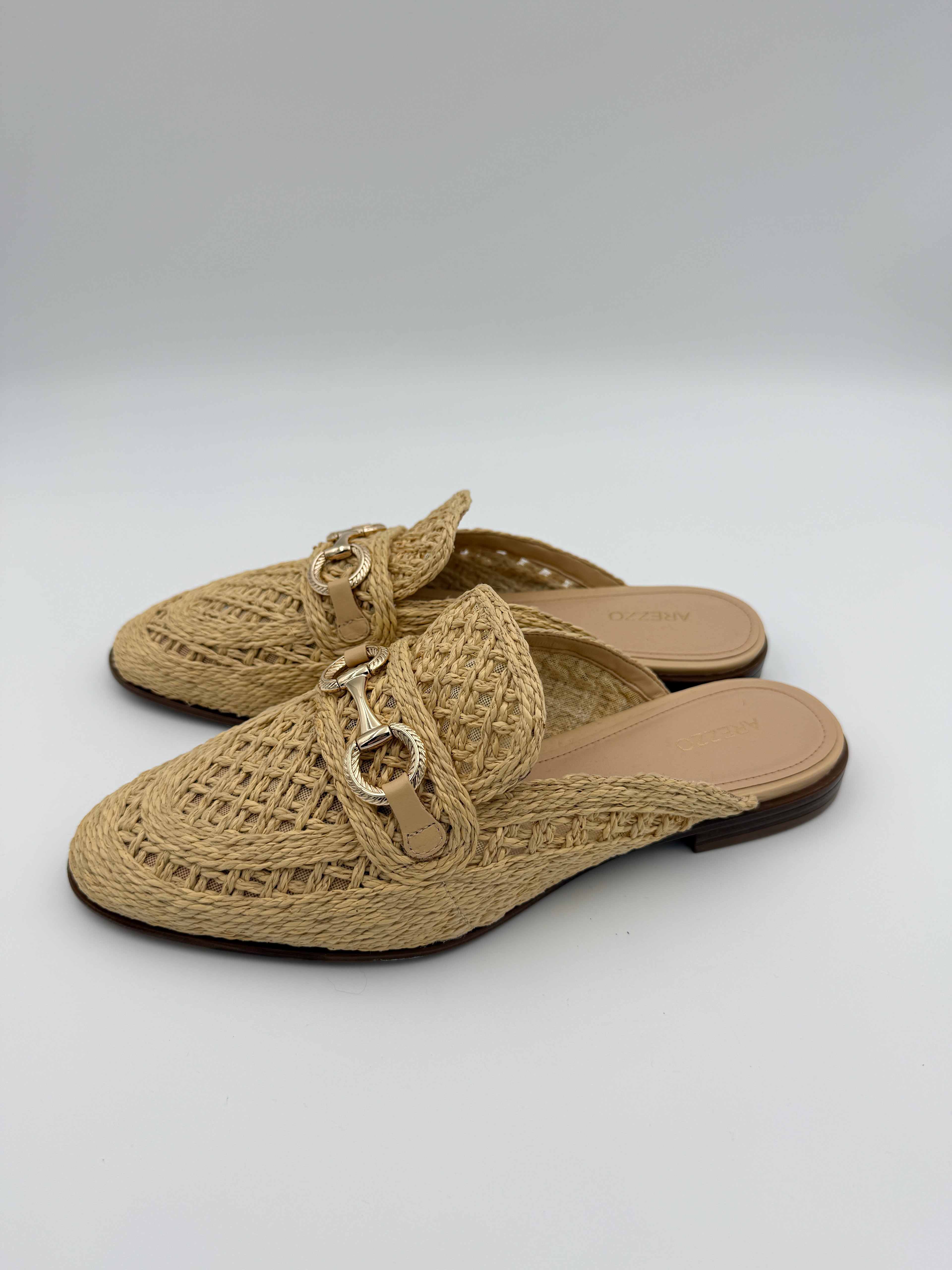 Arezzo raffia beige Mule Size 9