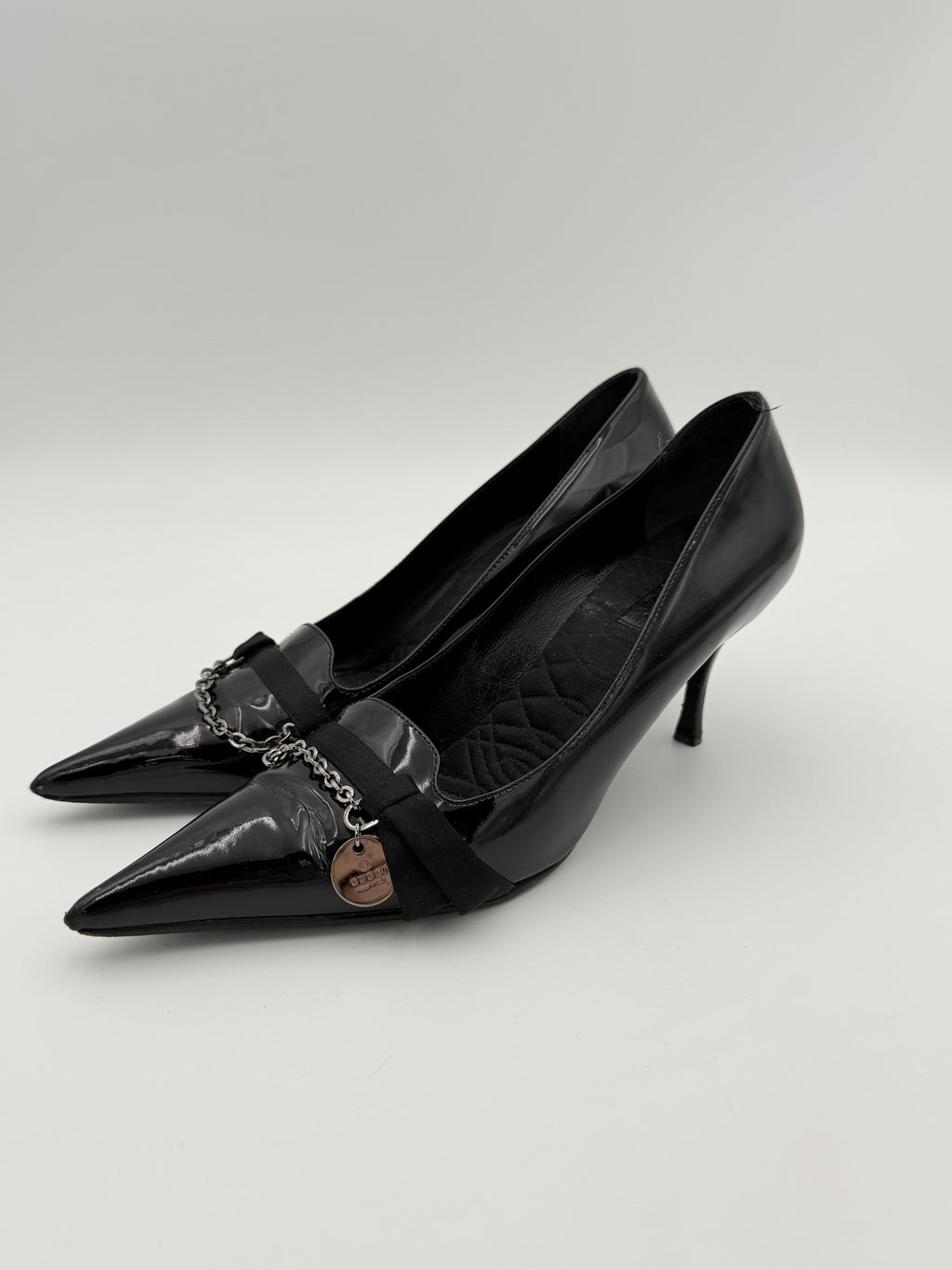 Gucci pointed patent scarpin