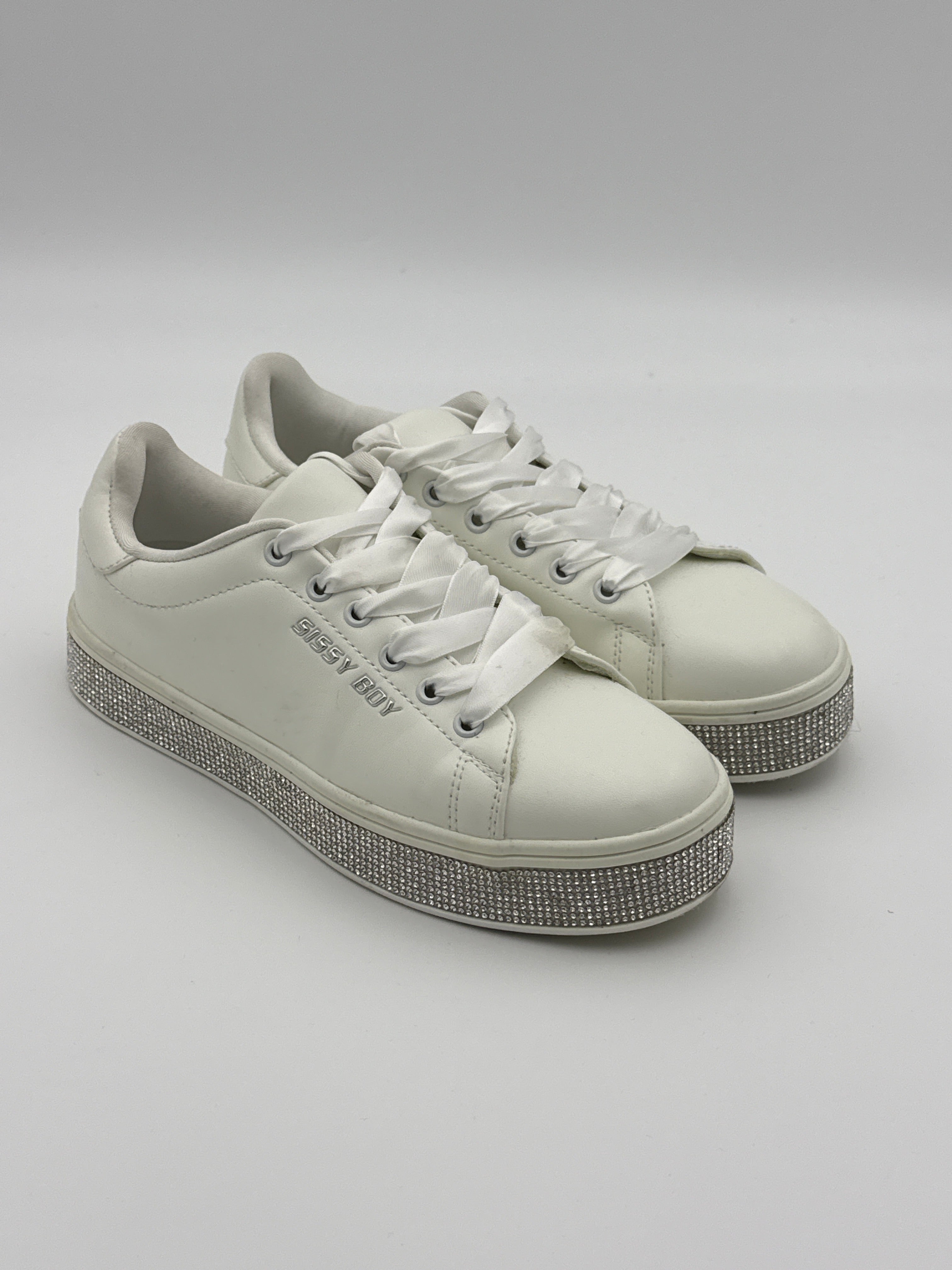 White Snickers with Crystal size 4 us