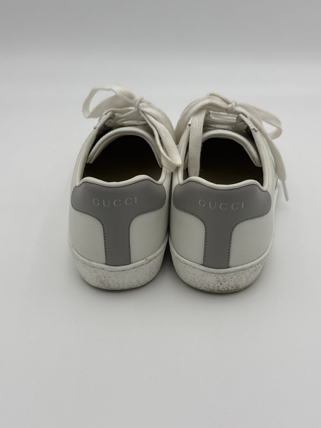 Gucci GG white leather sneakers Size 4y / 8 US