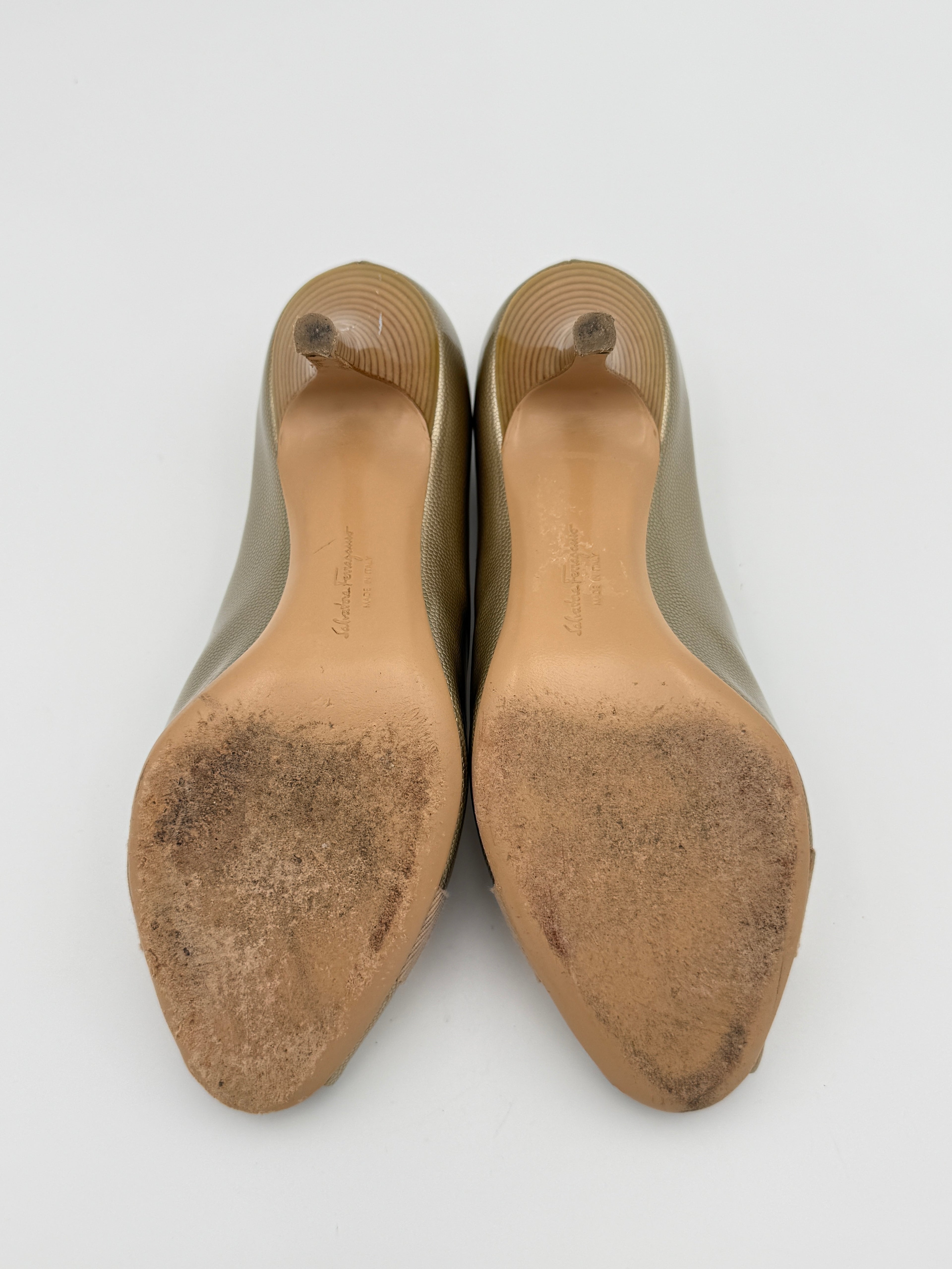 Ferragamo Gold Heel Size 7