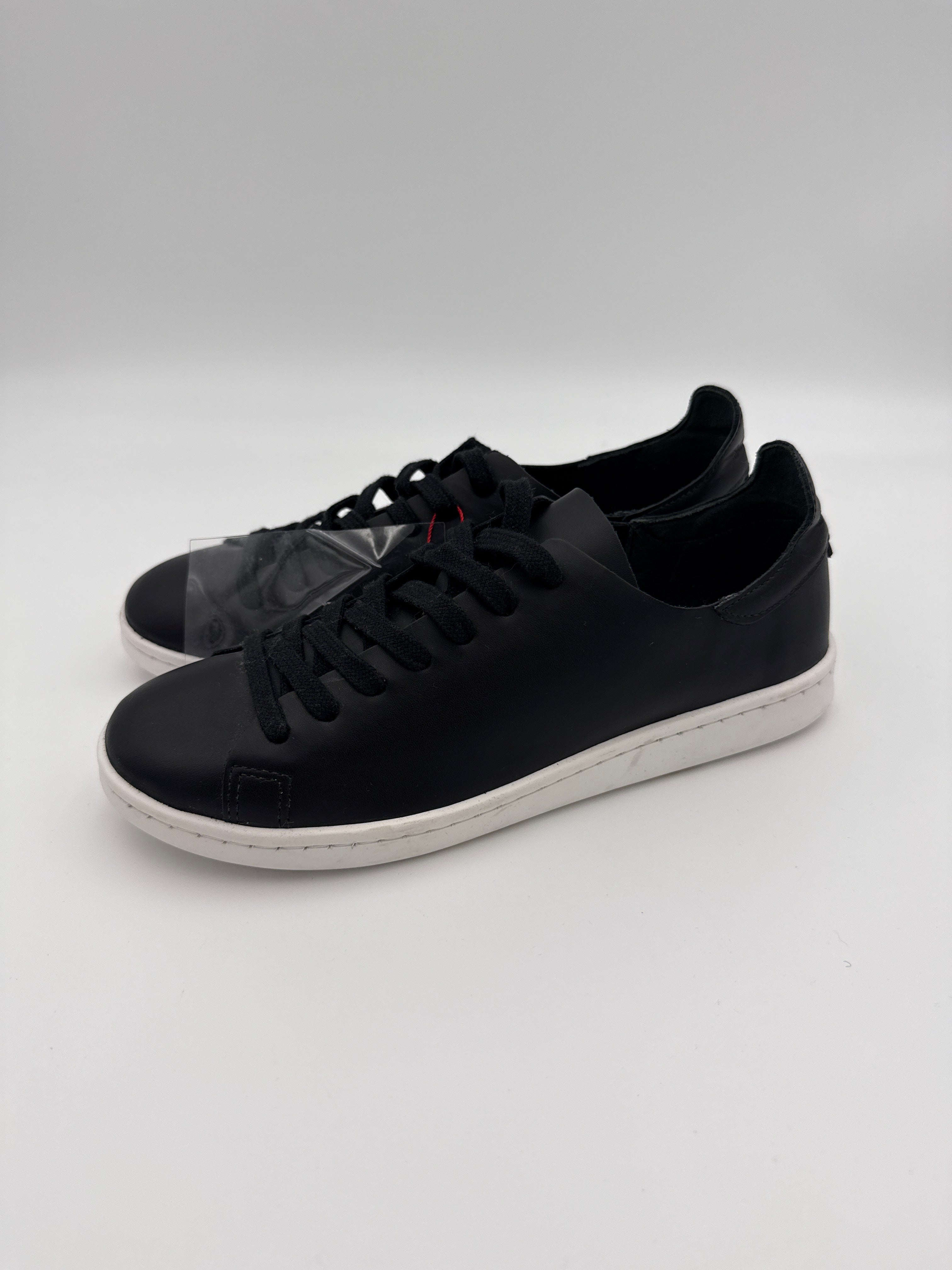 Schutz  New Black Leather Sneaker Size 8US