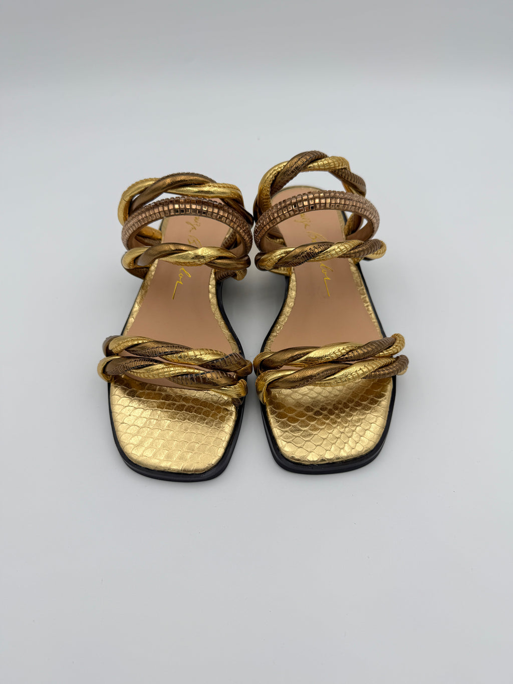 Luiza Barcelos Metalcolor Flat B076 V4