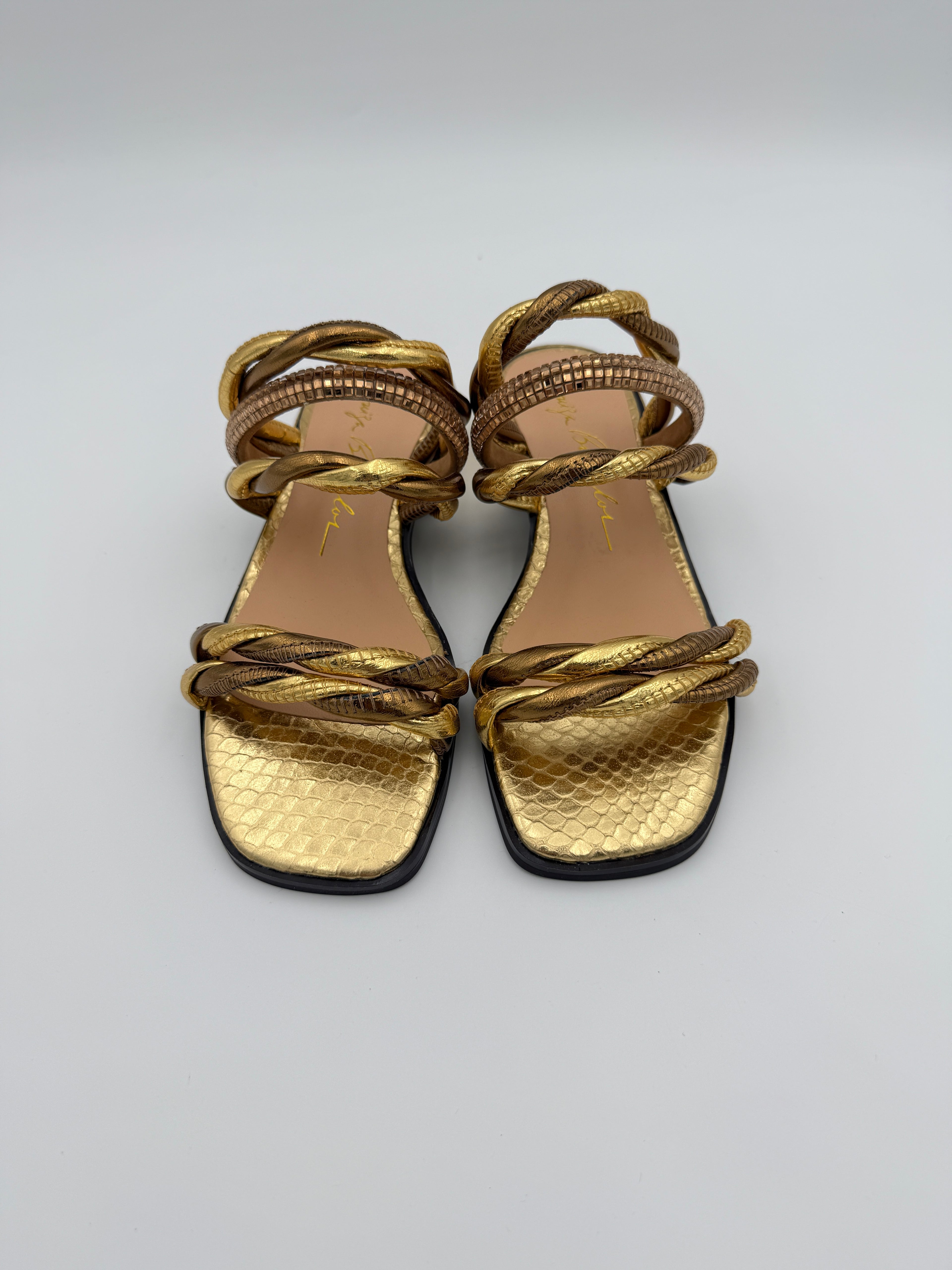 Luiza Barcelos Metalcolor Flat B076 V4