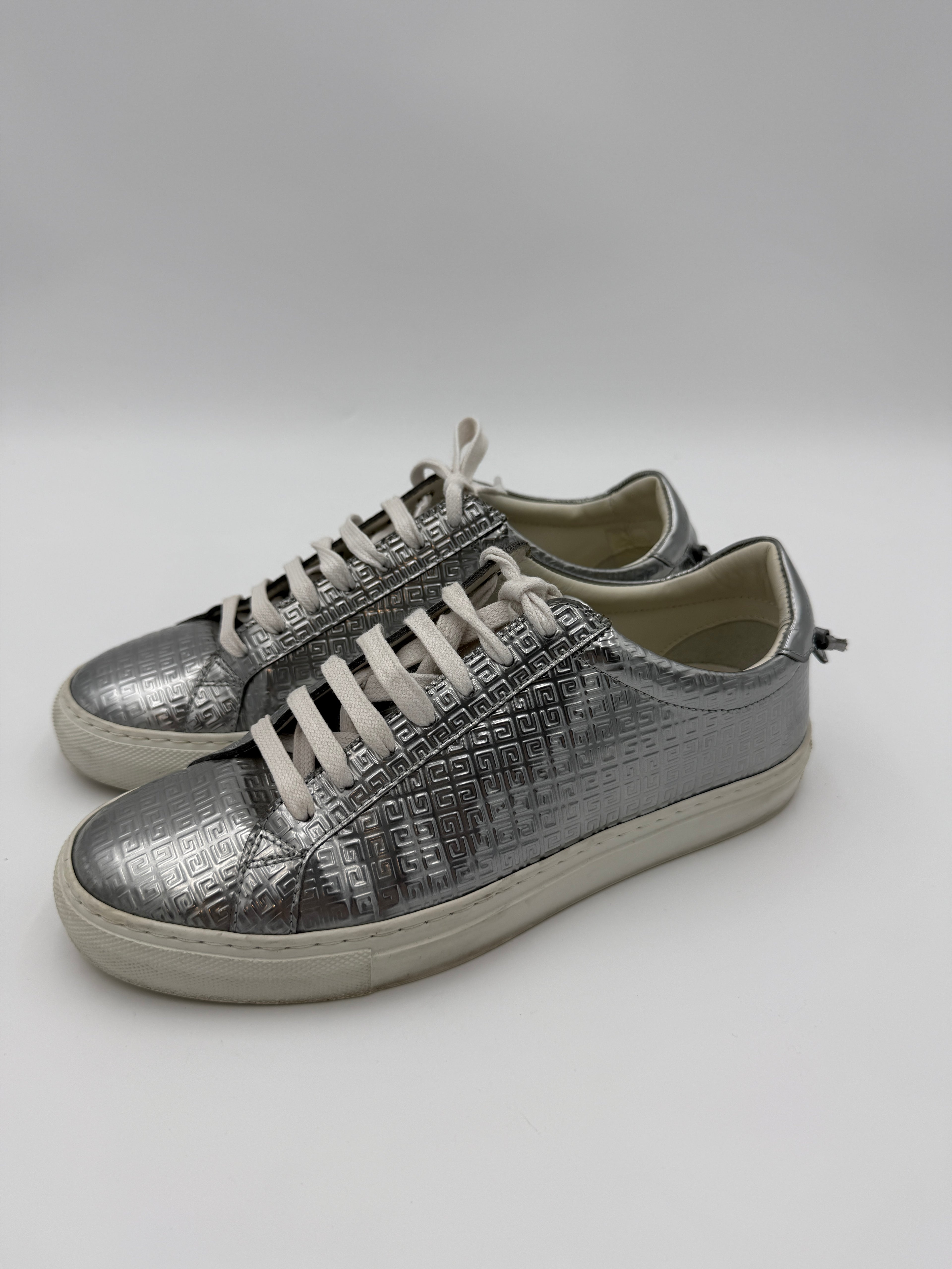 Givenchy Urban Street Silver Sneaker  37
