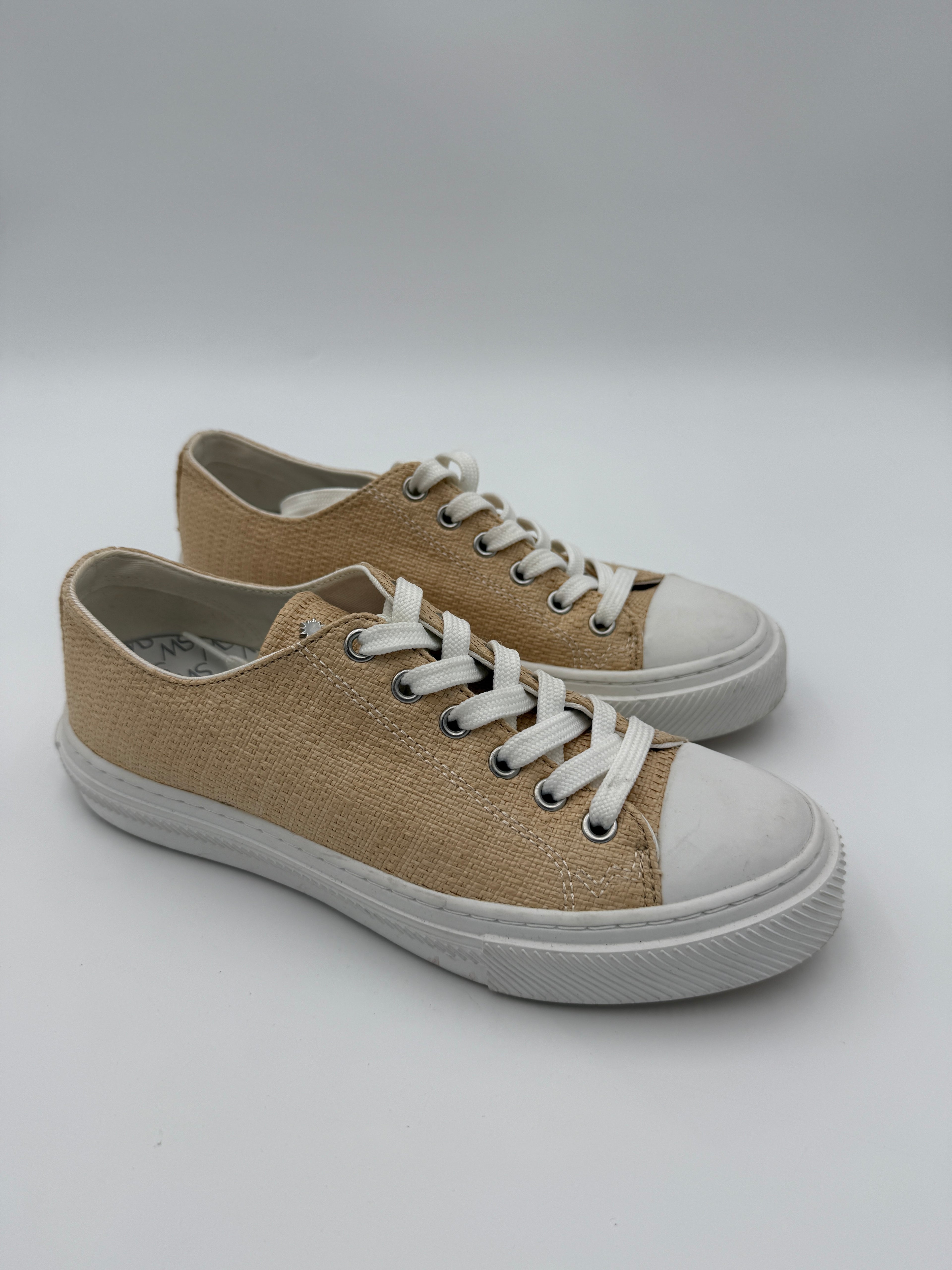 Stuart Weitzman Raffia Sneaker Size 7