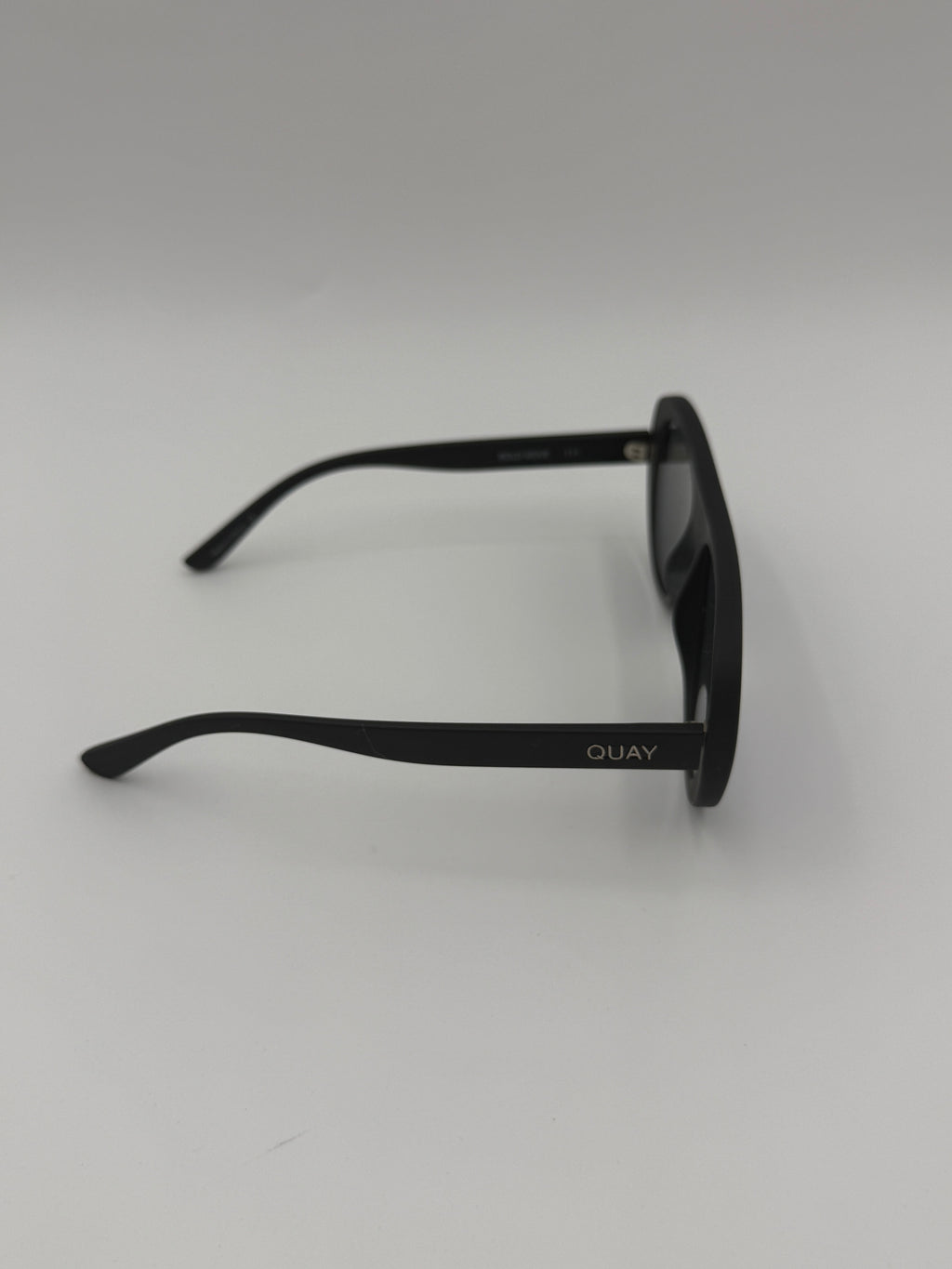 Quay Bold Move Mirroed Sunglasses