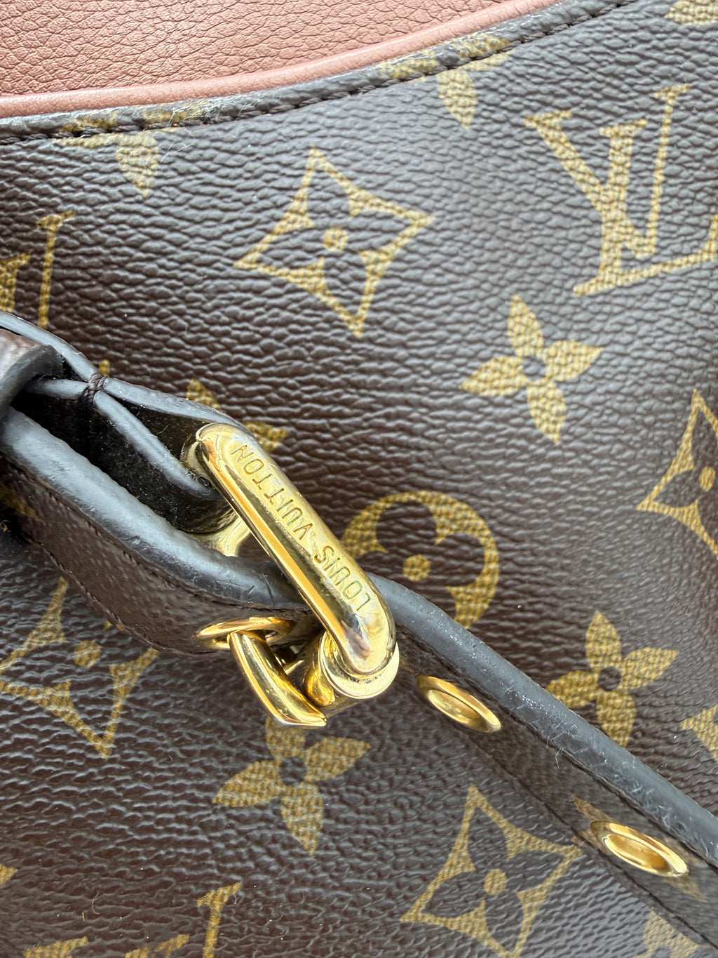 Louis Vuitton Pallas Monogram