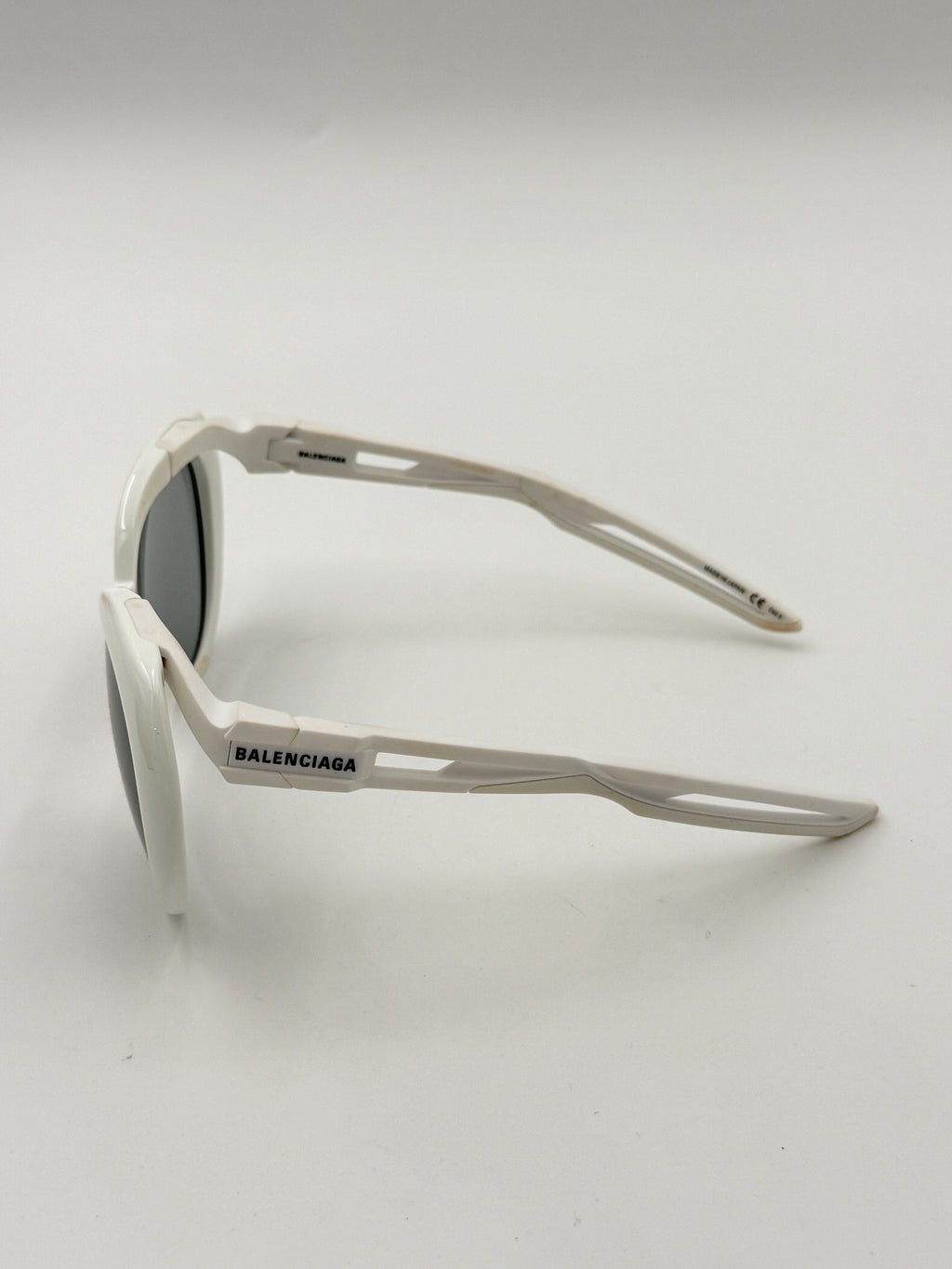Balenciaga BB0024S white