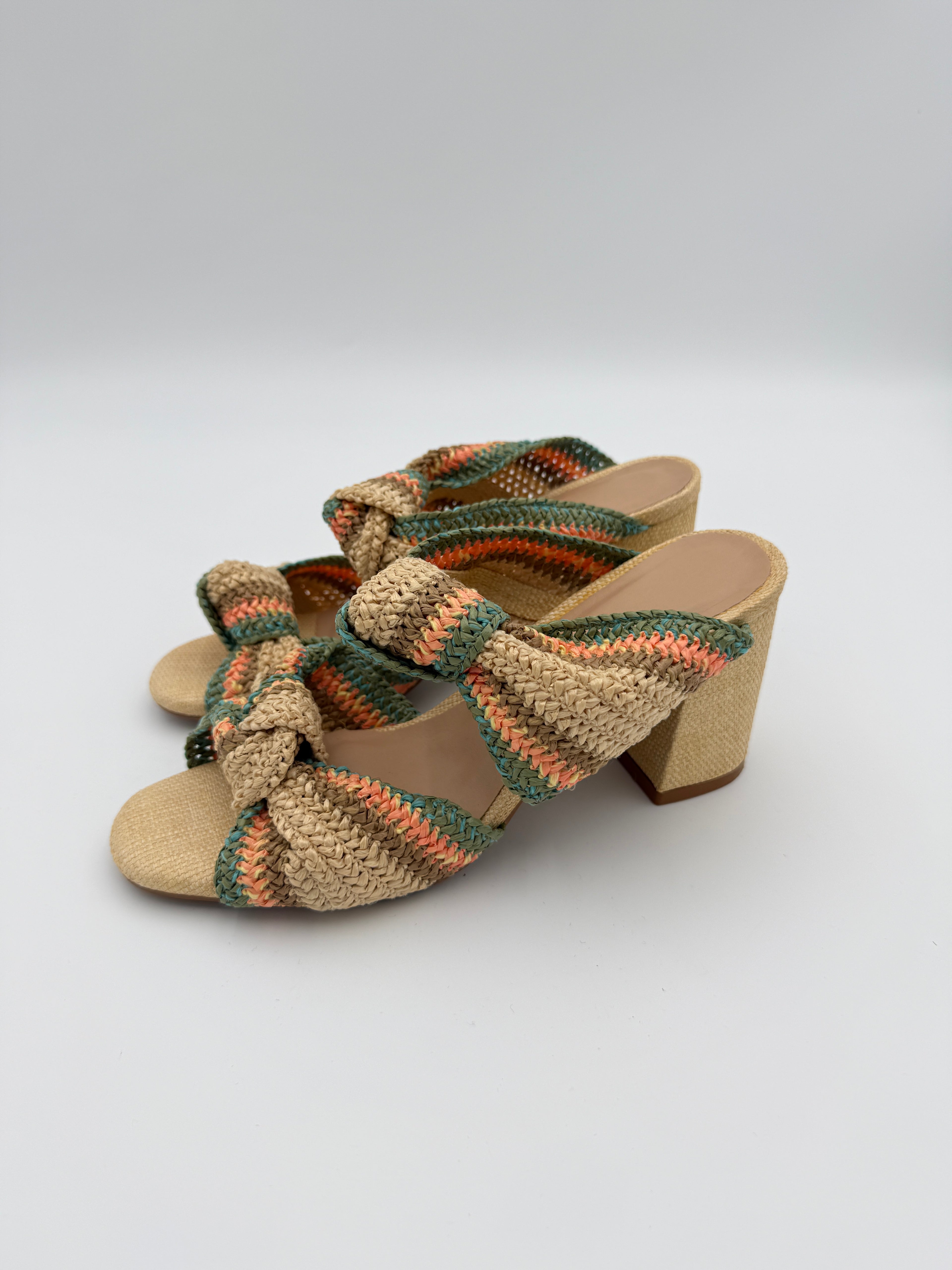 Uza Natural Straw Sandal Size 7