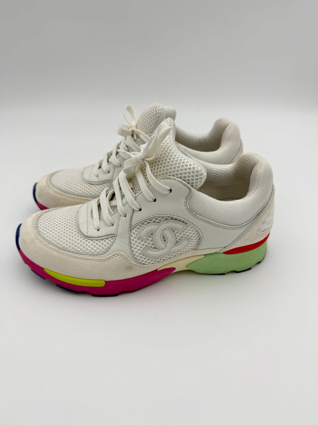 Chanel Withe Sneaker Size 37,5