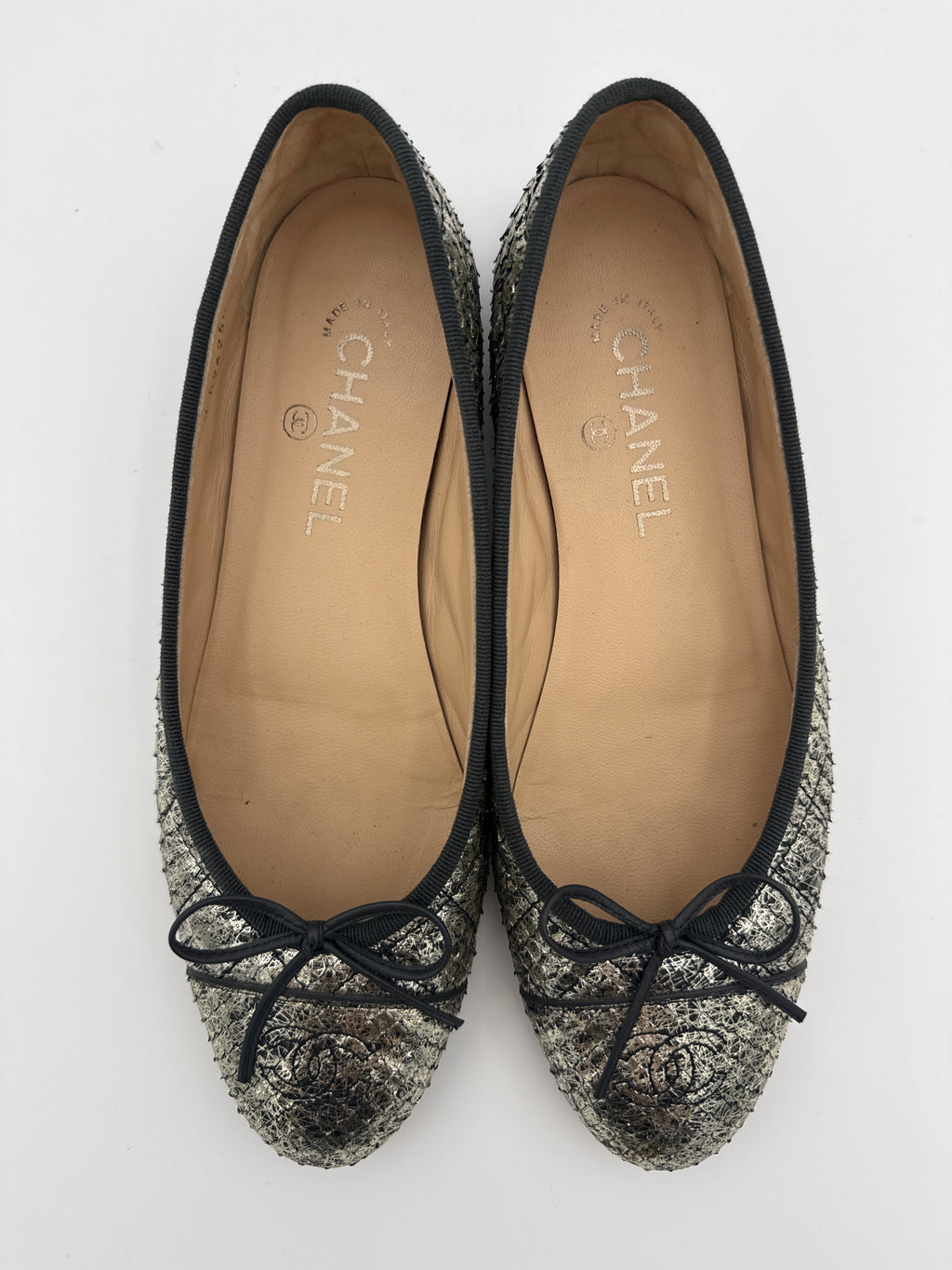 Chanel Ballerina Flat Silver Python size 39,5 Pre Loved