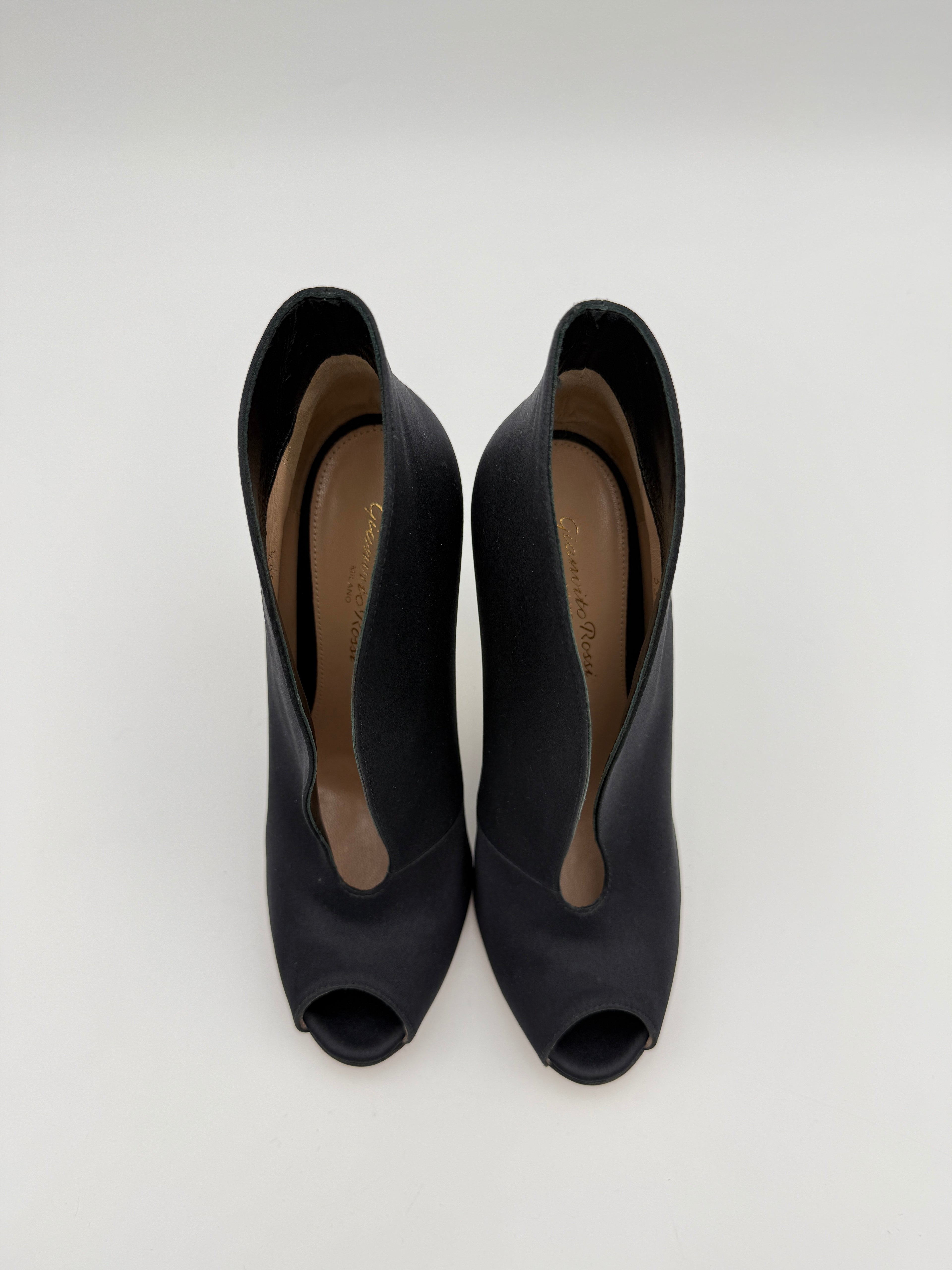 Gianvitto Rossi Black Satin Peep Toe - Size EU36.5