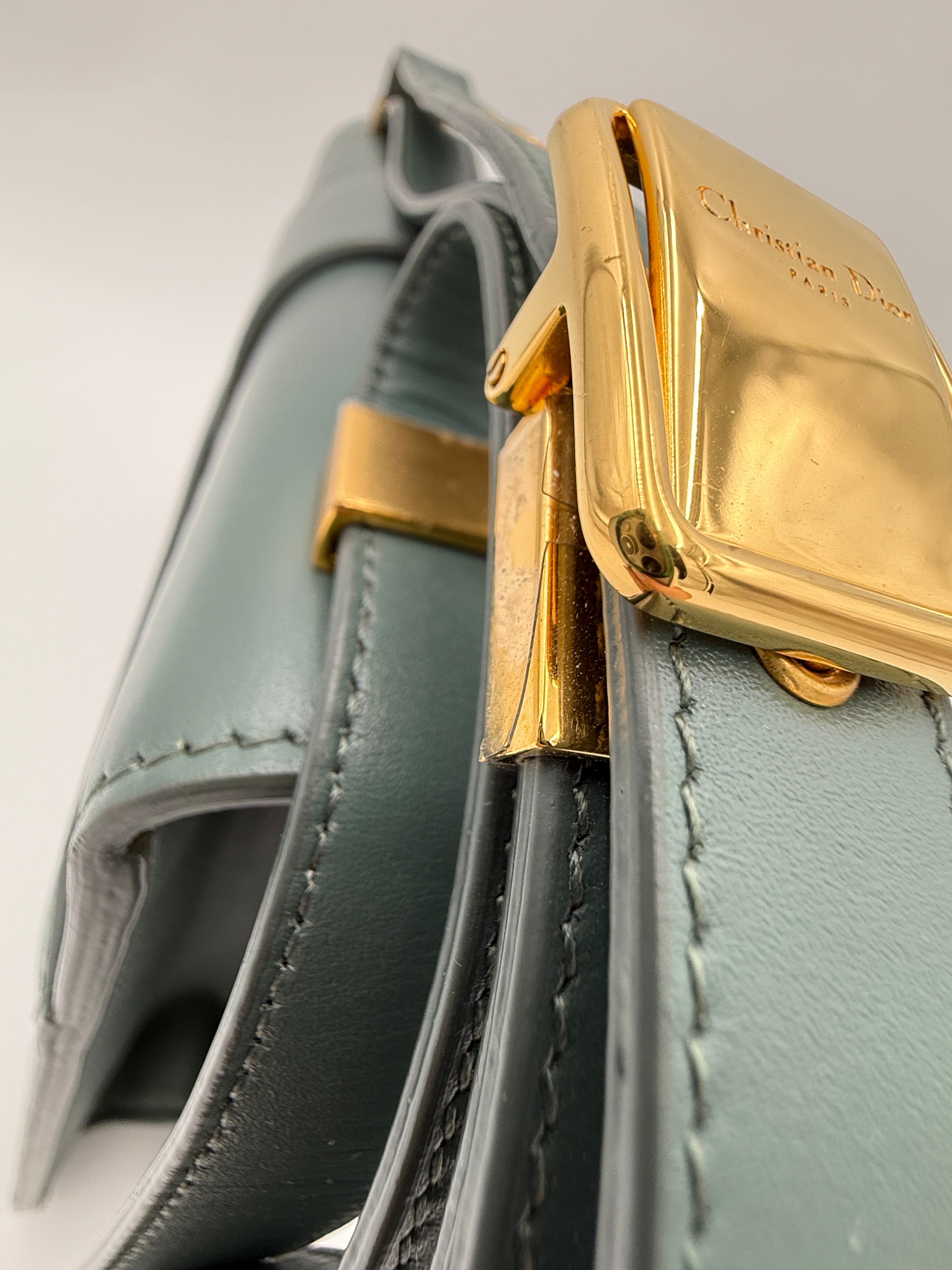 Dior 30 Montaigne green