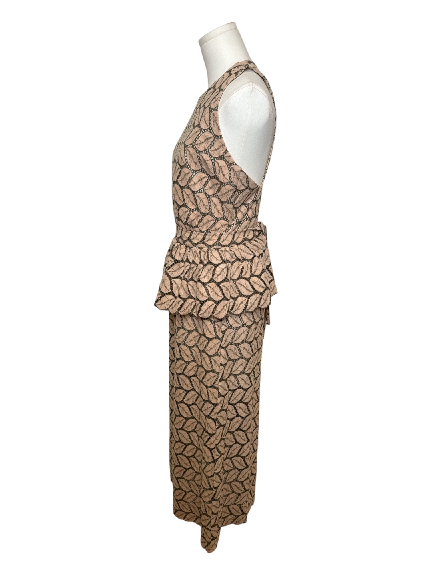 GAITEE ROSE AND GRAY LACE DRESS MEDIUM