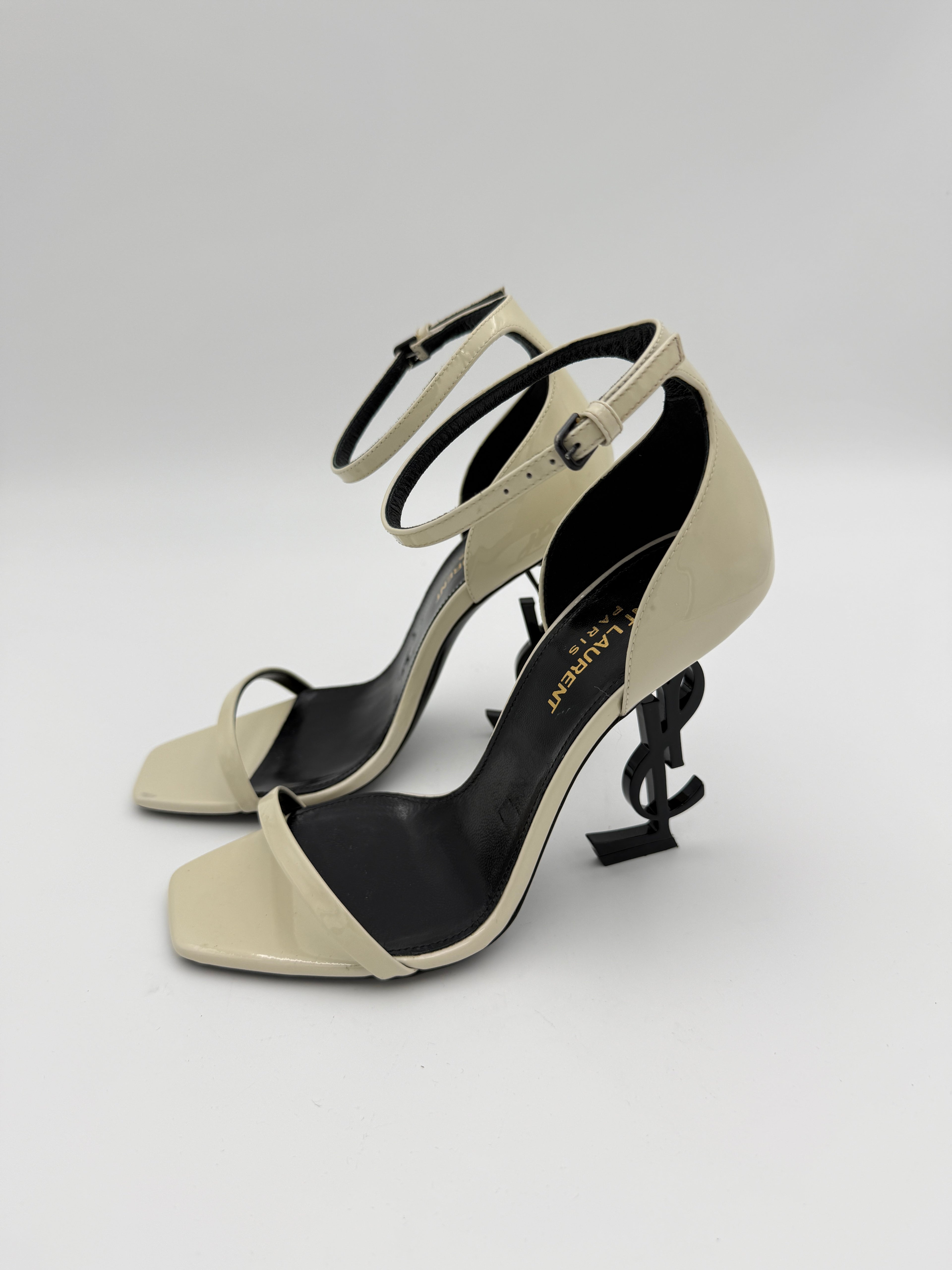 YSL Opyum Patent off white Sandal Size 35,5