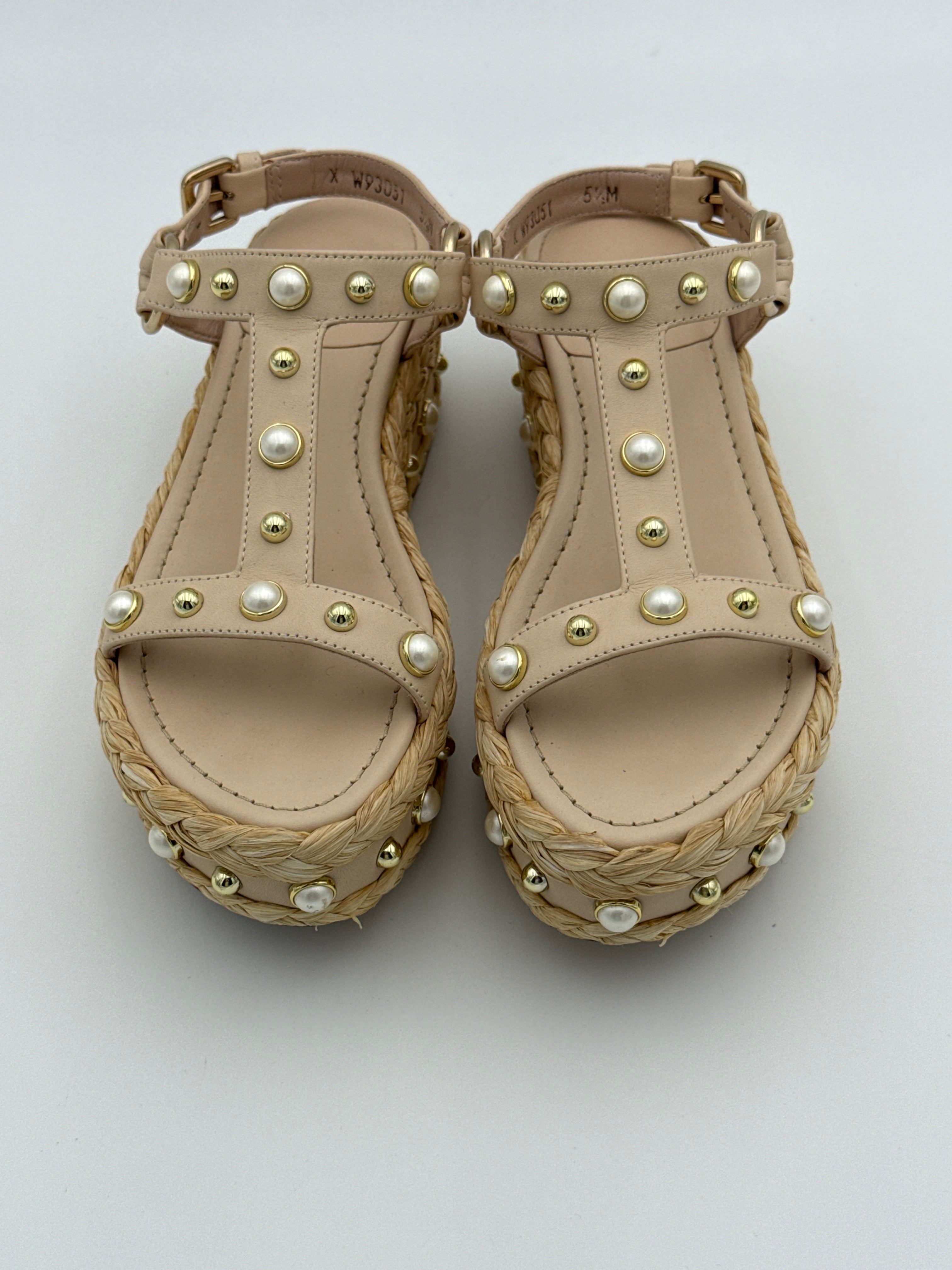 Suart Weizman Raffia and Pearls platform size 5.5 w/ dust