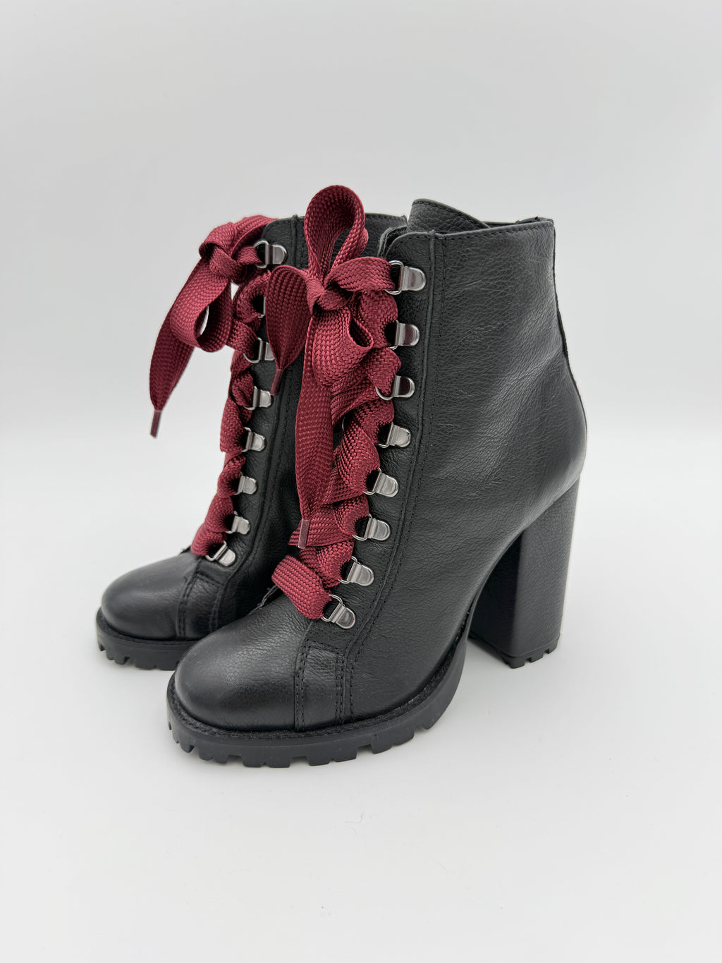 Schutz zara high block heel boot size 6,5