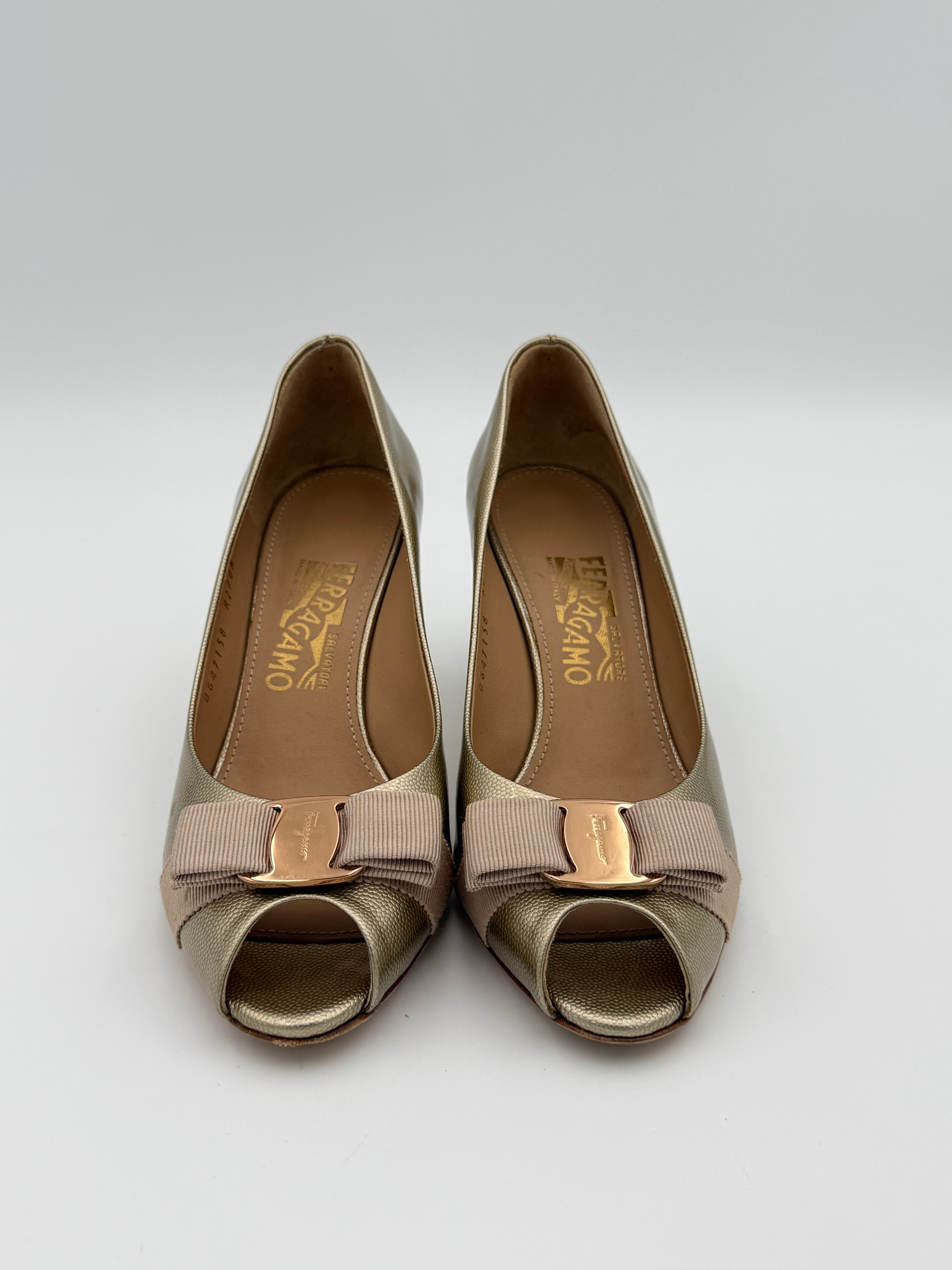 Ferragamo Gold Heel Size 7