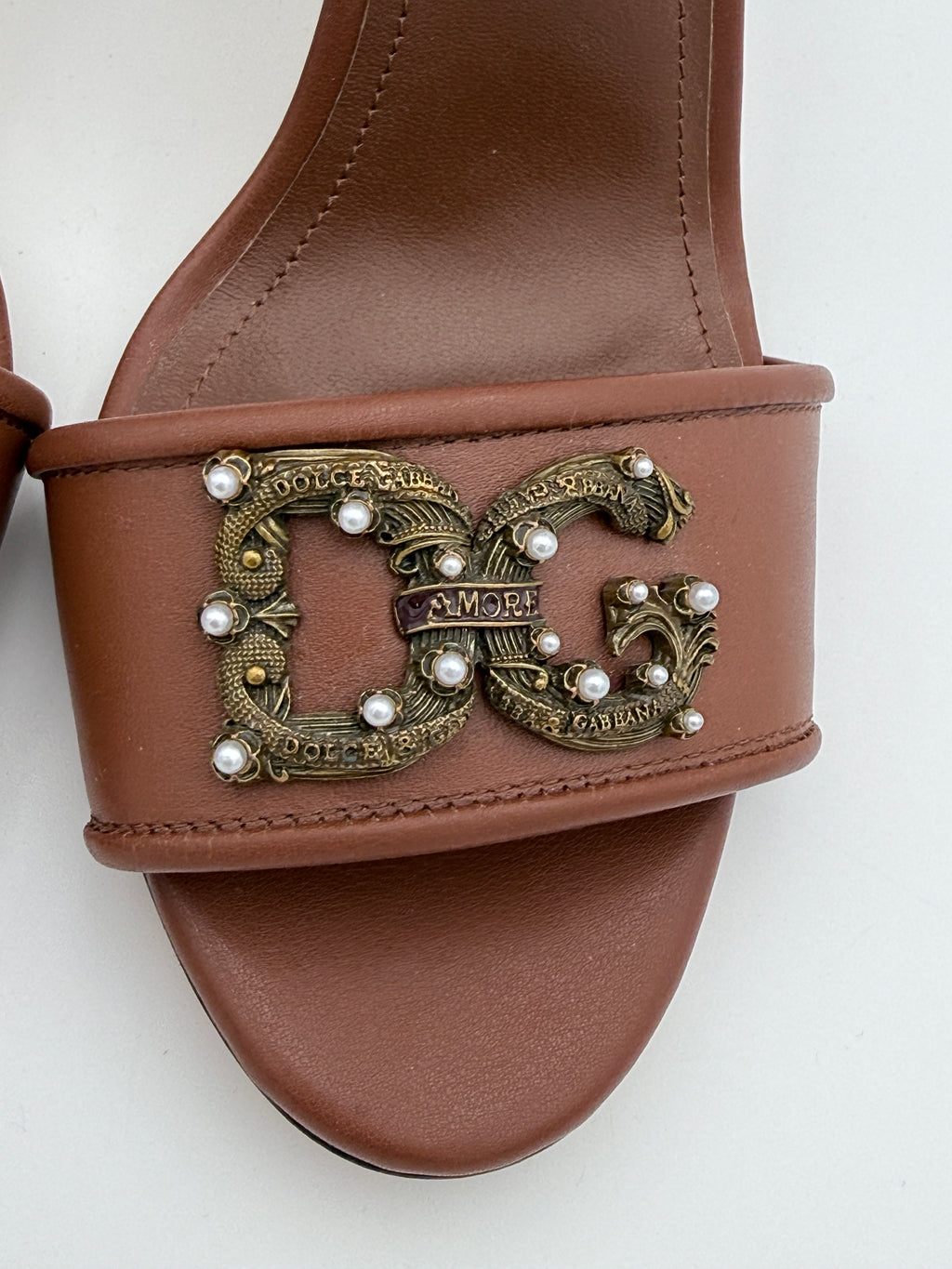 Dolce Gabbana Brown Sandal size 41 new full set