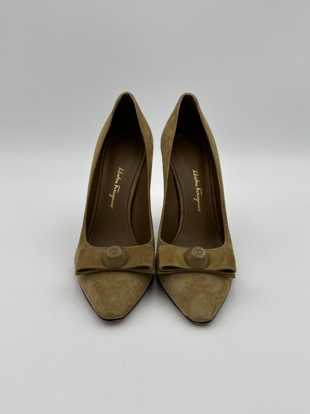 Ferragamo Olive suede pump