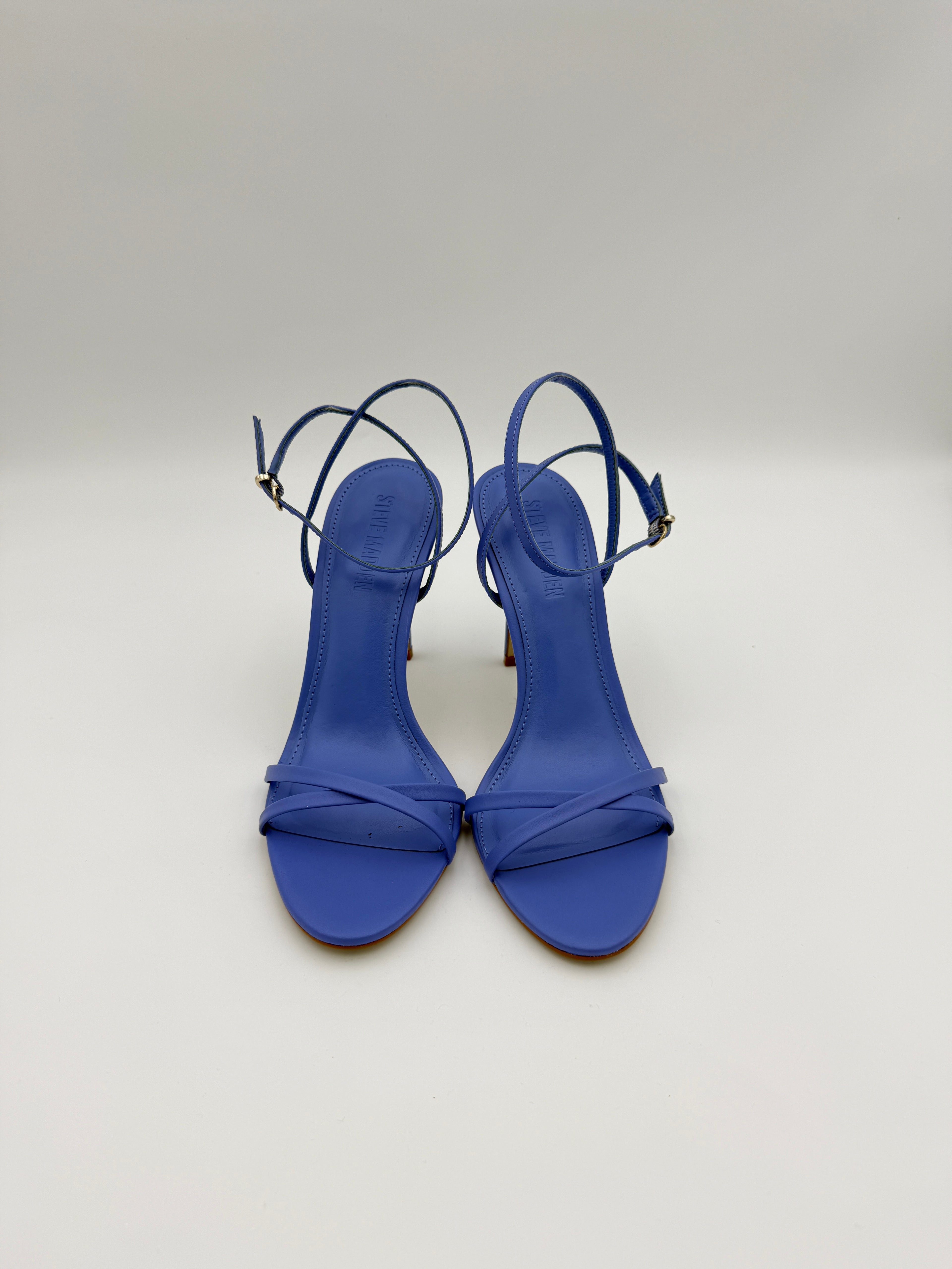 Steve Madden Jypsey Blue Sandal Size 9
