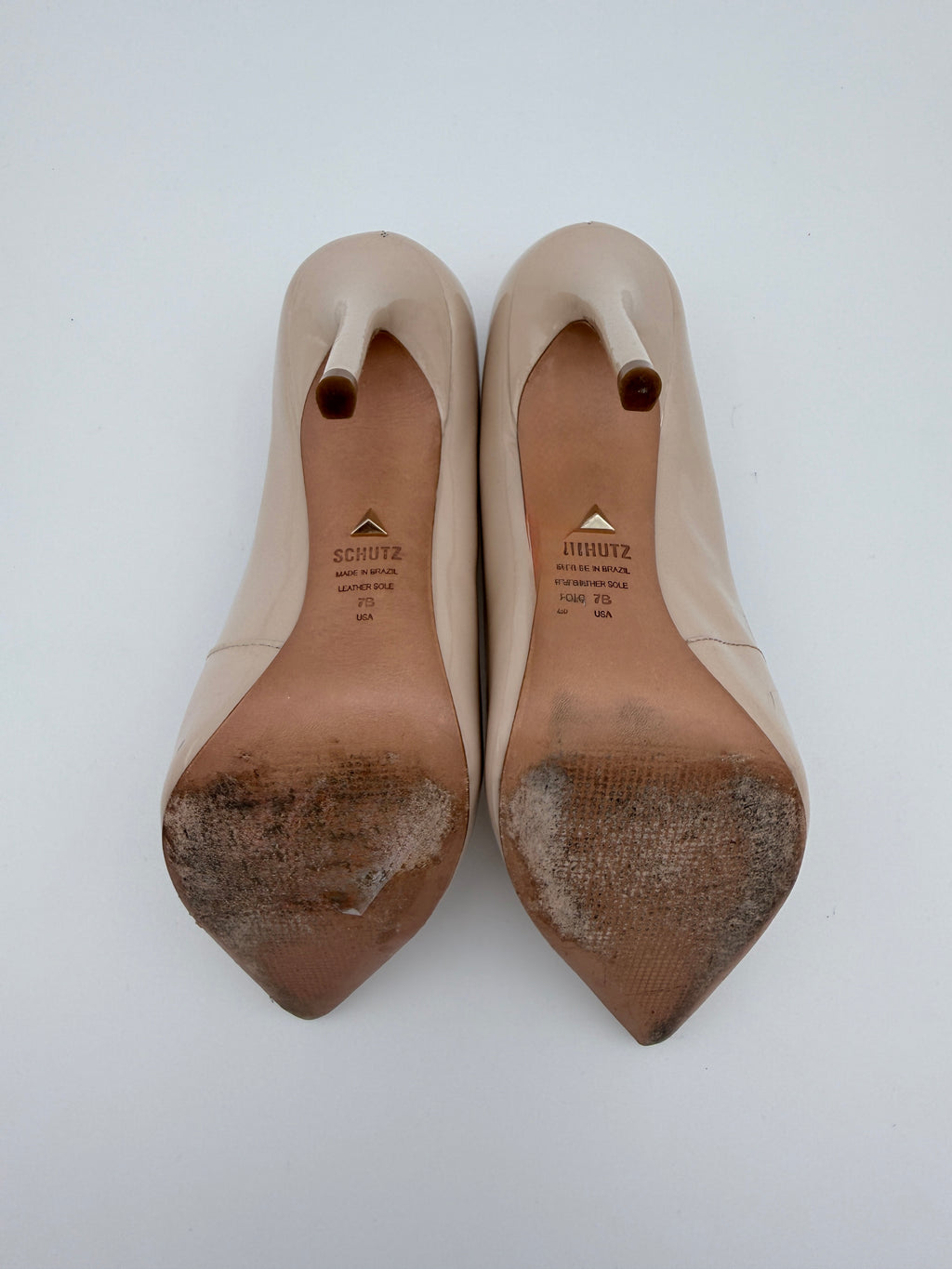 Schutz Nude Patent Scarpin size 7