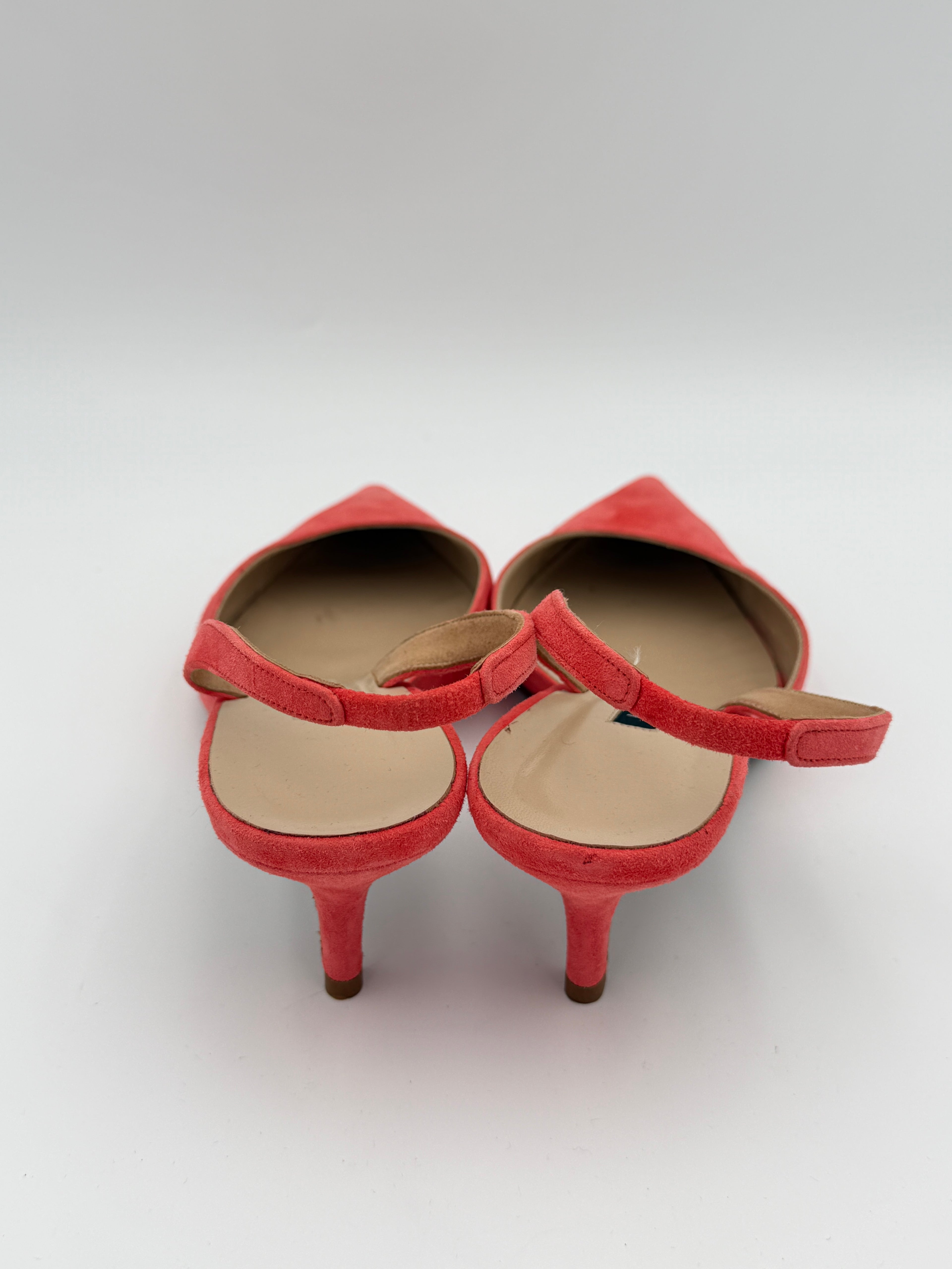 Lafayette 148 Coral Suede Pump Size 40