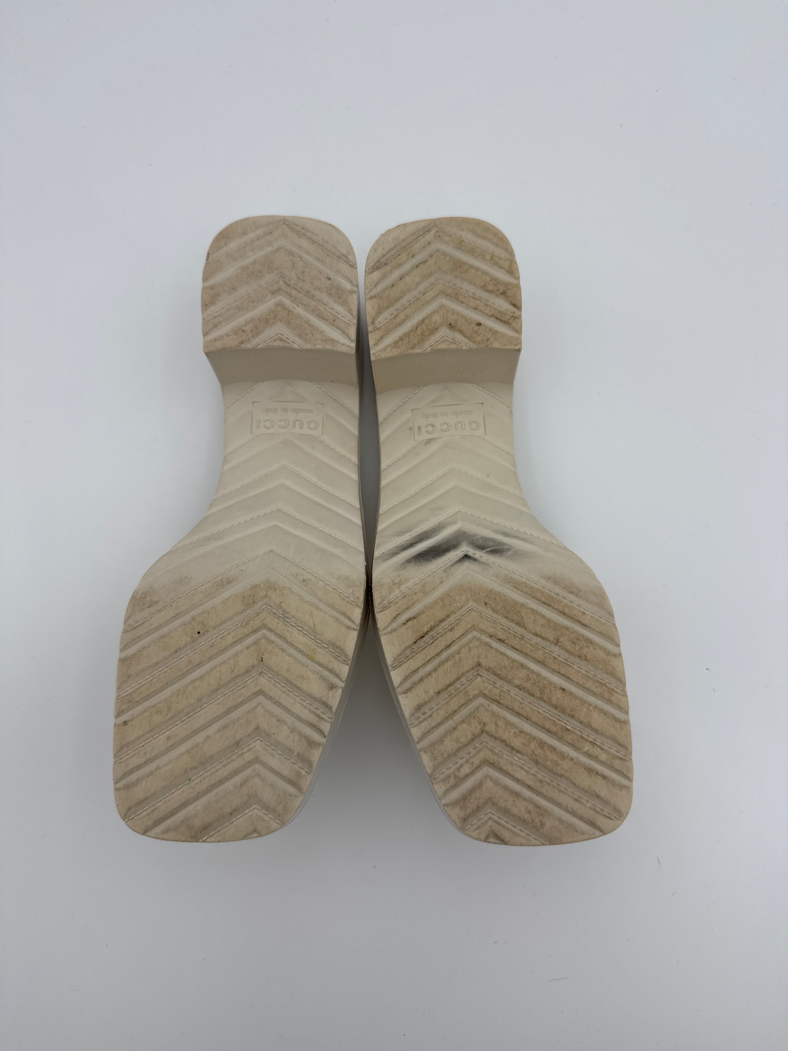 Gucci Off White Rubber Slide Sandals size 35
