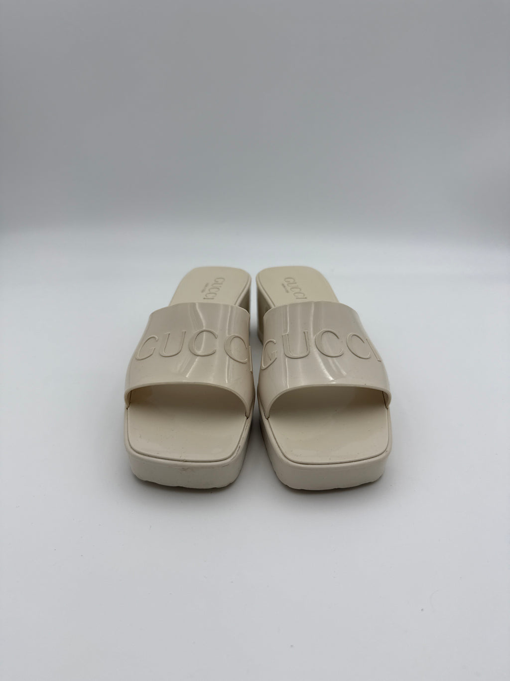 Gucci Off White Rubber Slide Sandals size 35
