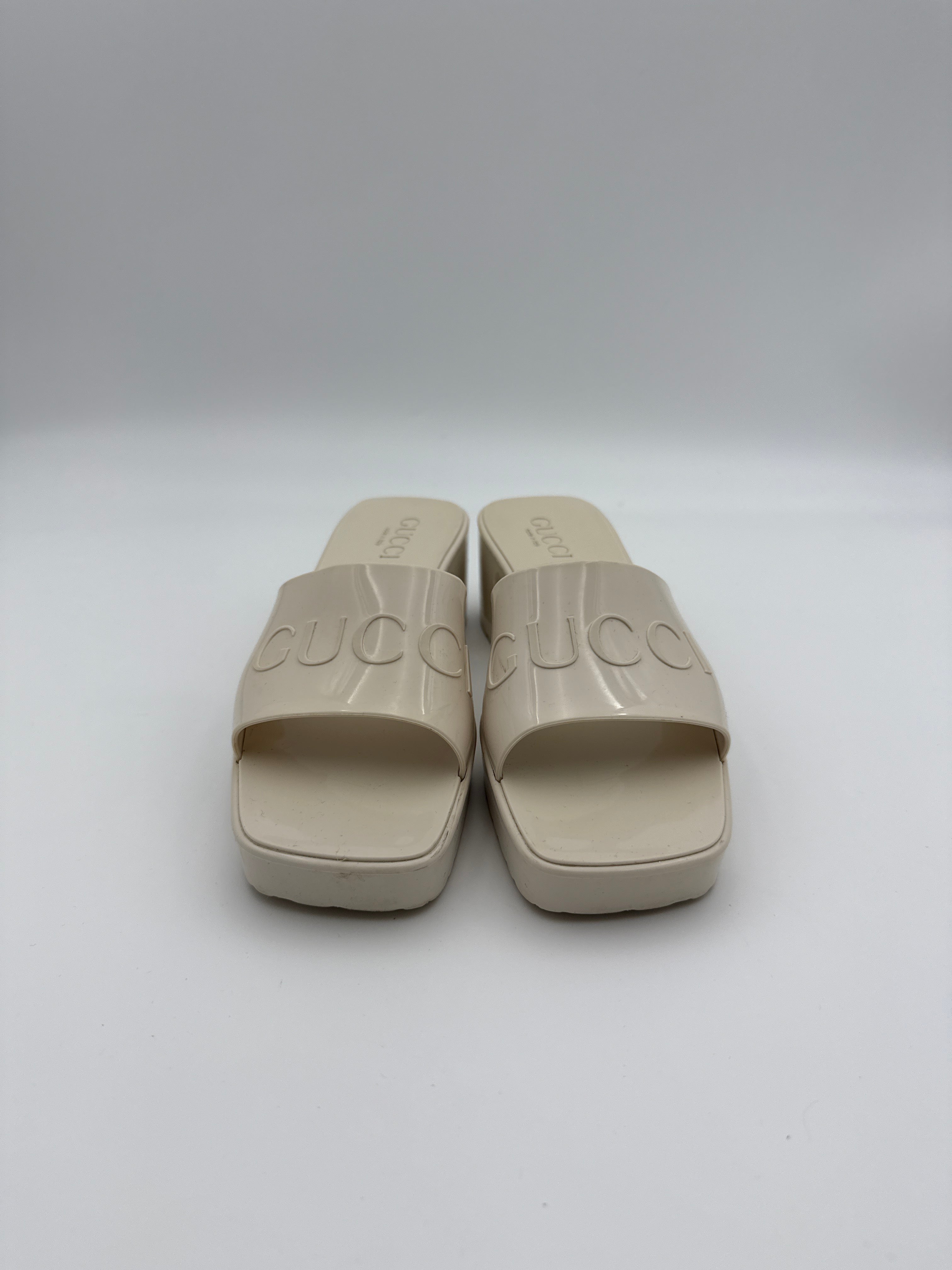 Gucci Off White Rubber Slide Sandals size 35