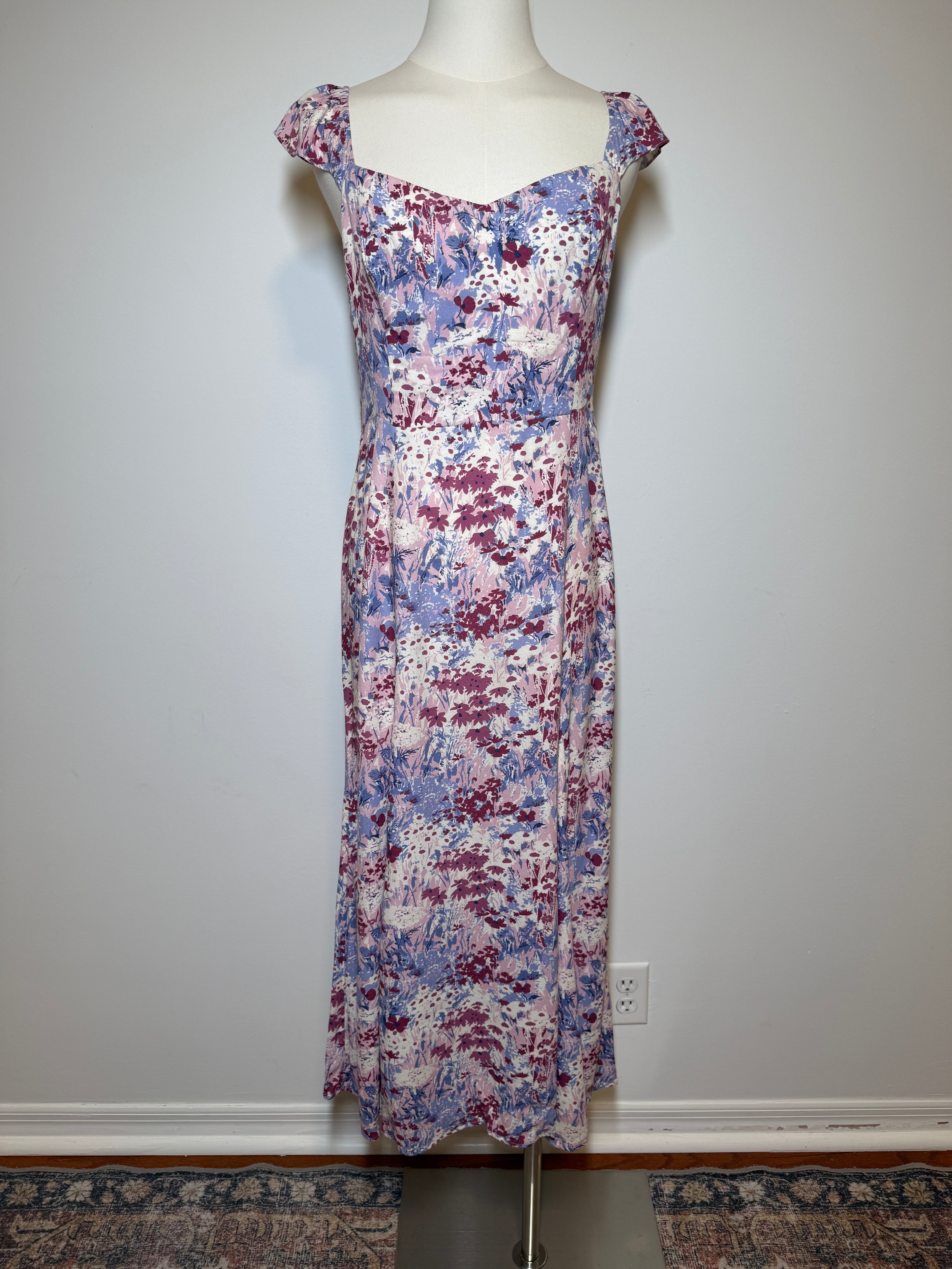 Reformation Lavander flowers Dress size 6