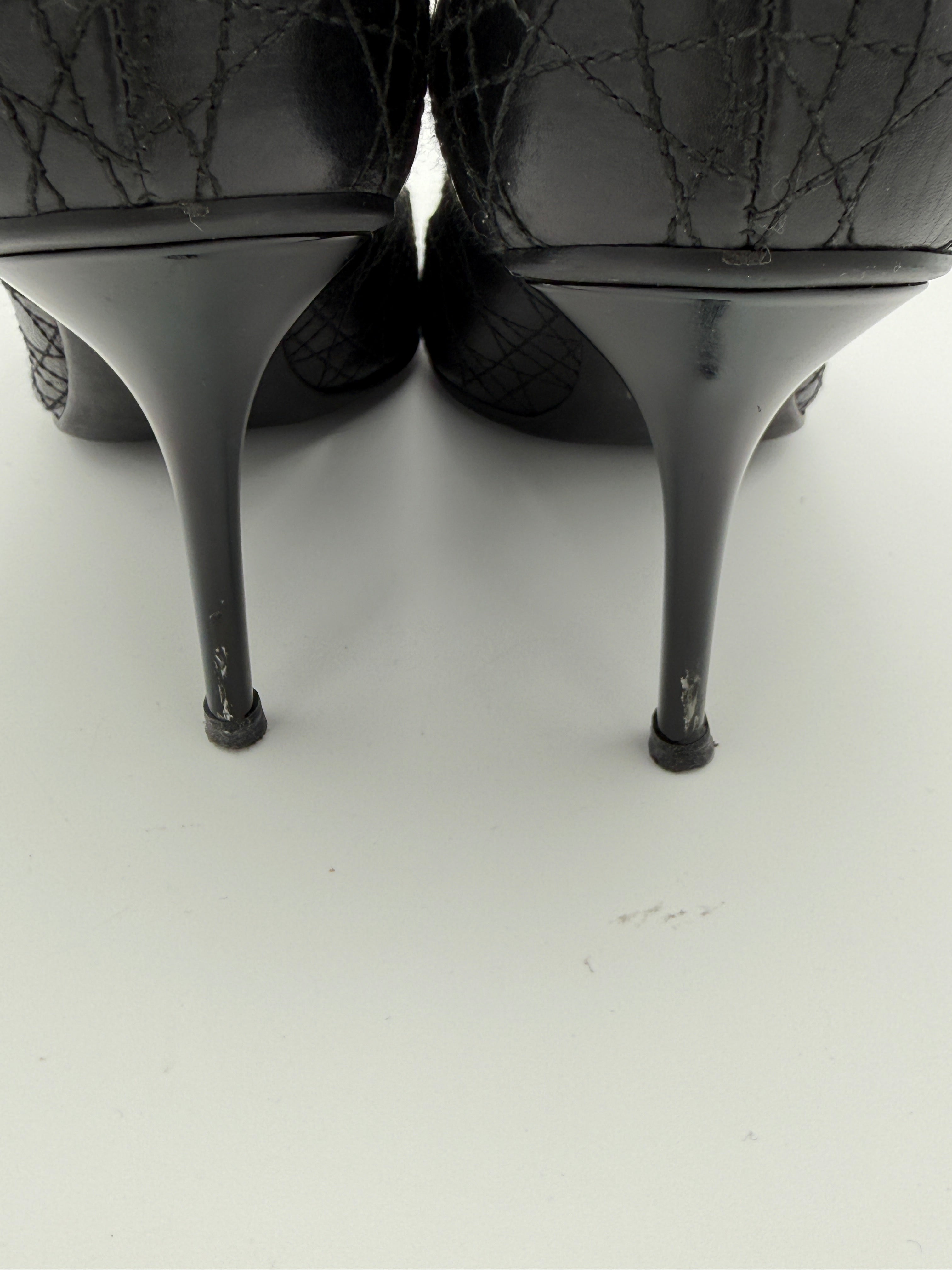 Christian Dior Pointed-Toe Heels EU38.5