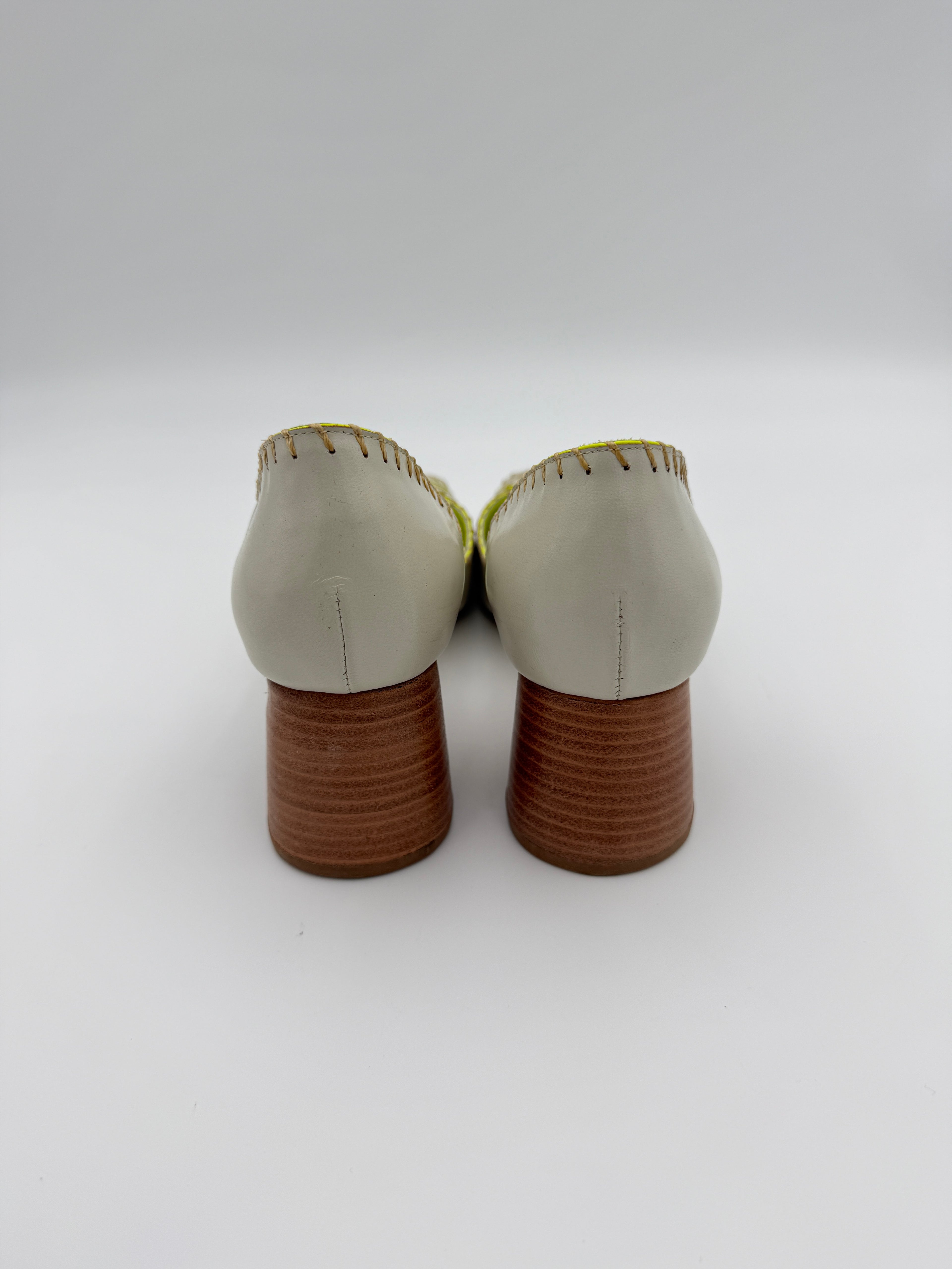Sarah Chofakian Pearl Green Peep Toe Size 7 US